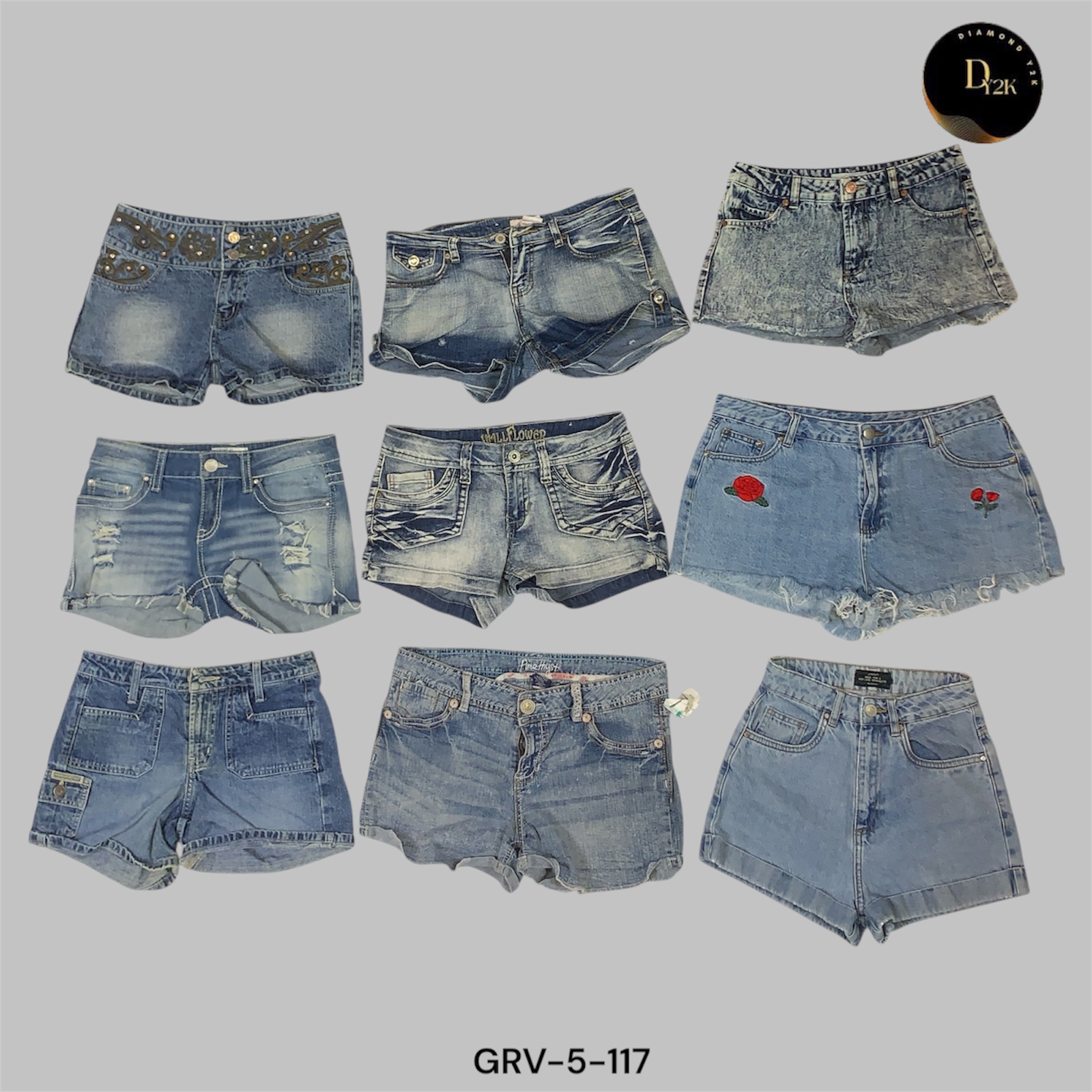Y2K Low Rise Denim Shorts – 2000s Baddie Vibes  (GRV-5-117)