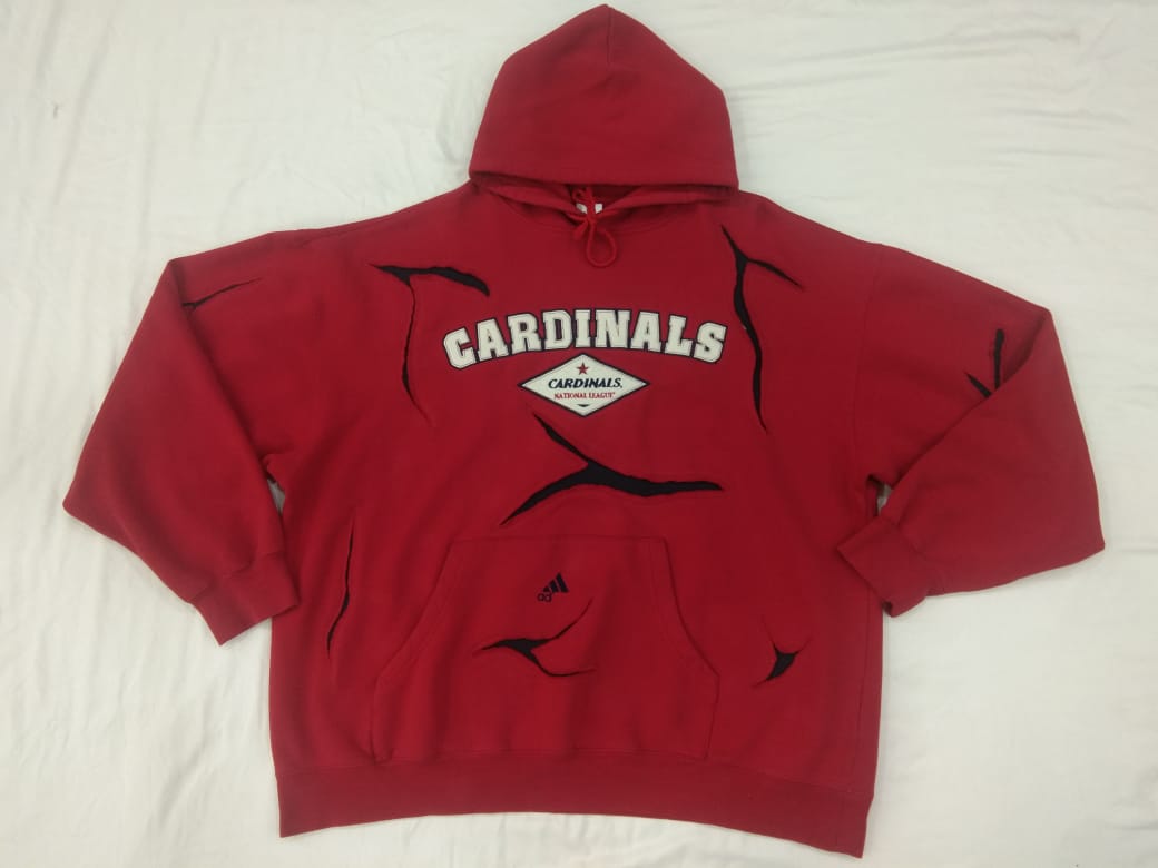 CV0105 Upcycelte Markenhoodies mit Kontrastbogen -..