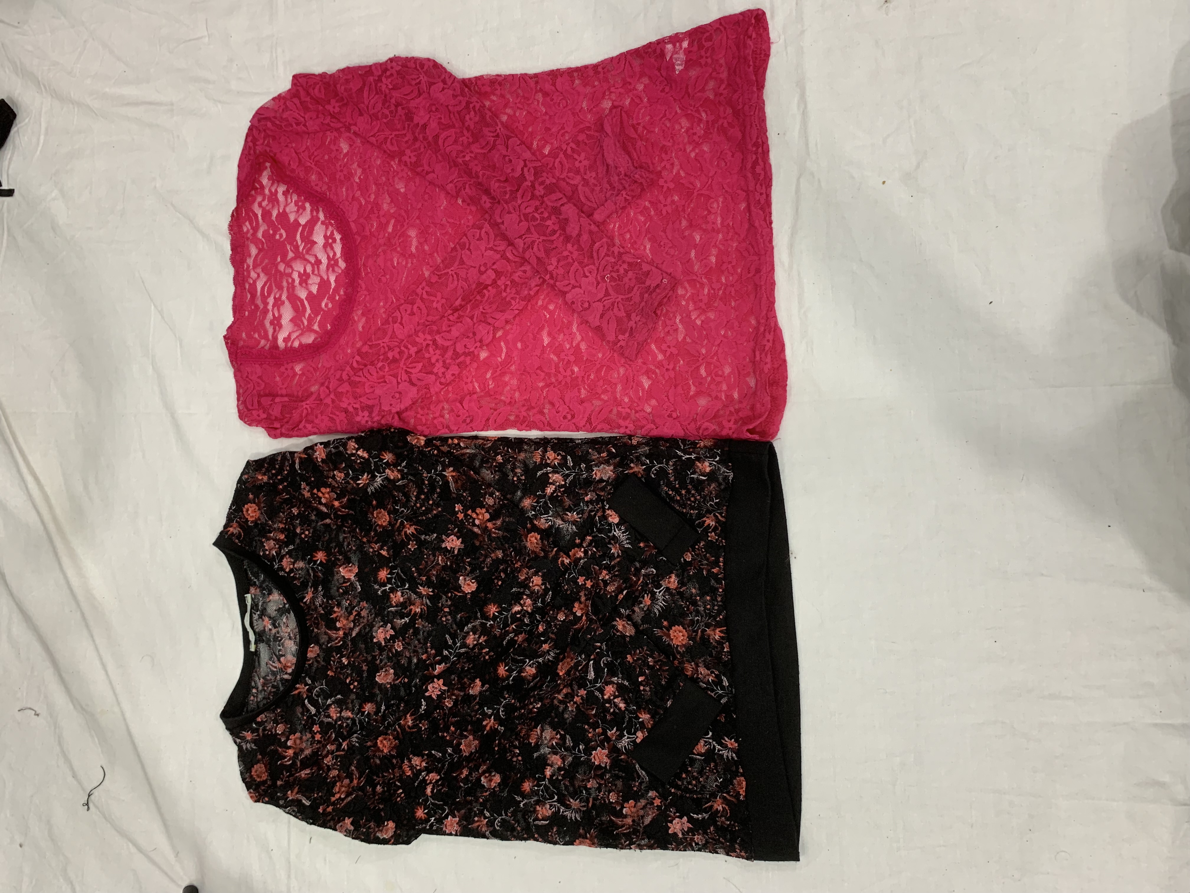 Robe et hauts femmes Y2K dans une bonne lot (3)