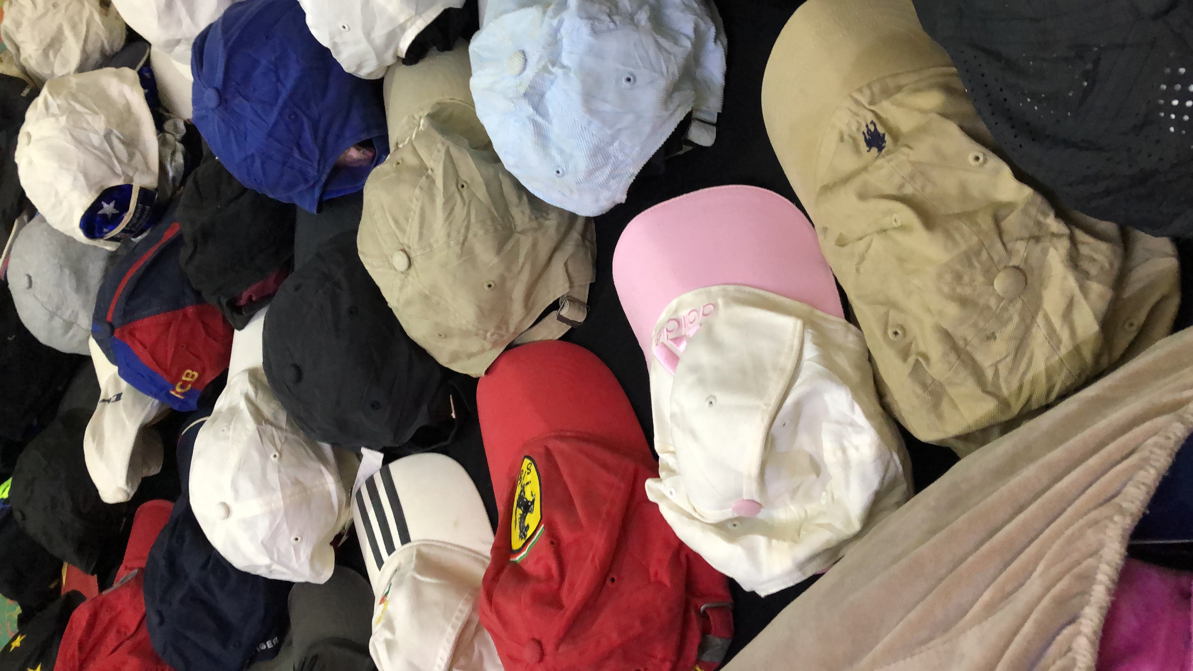 30 Branded Caps