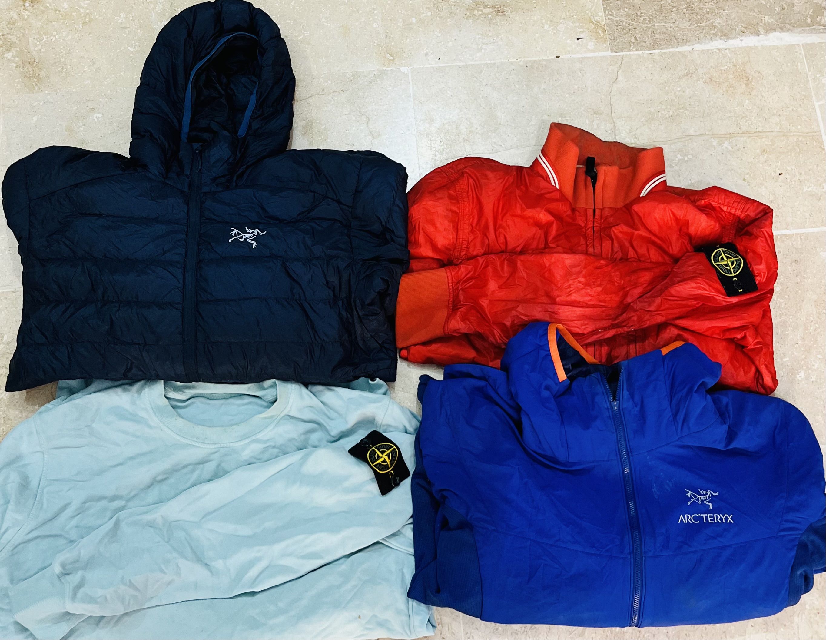 Stone Island und Arcteryx Mix Bundle