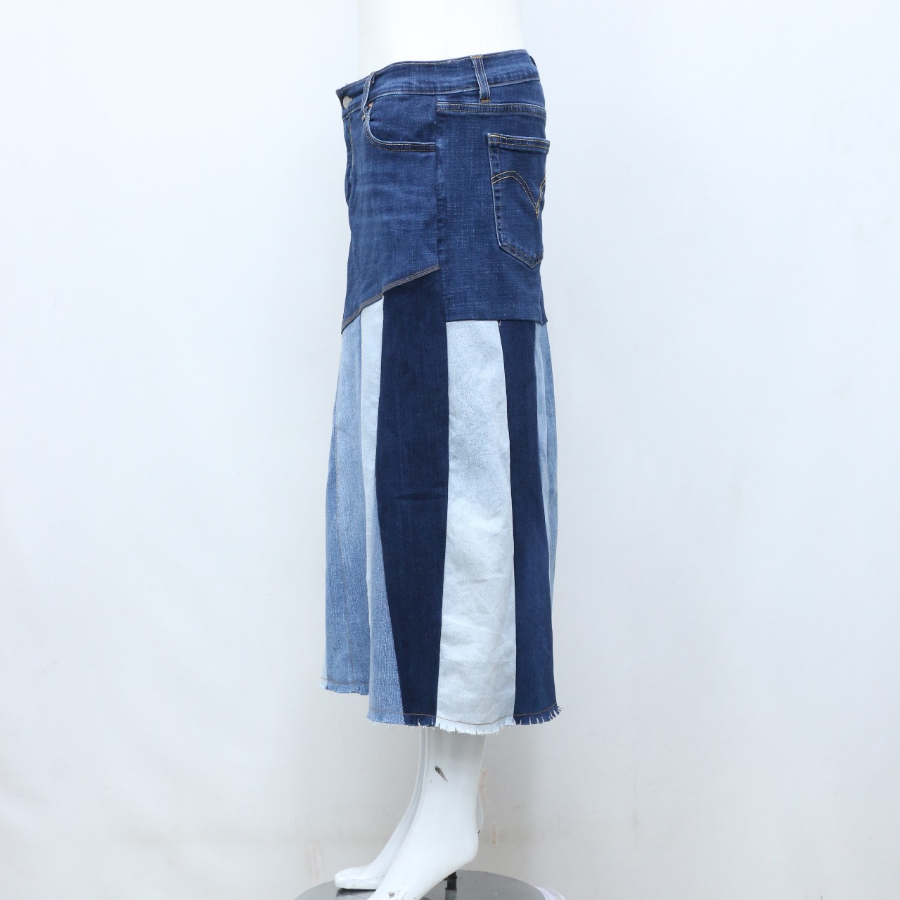CV0115 Upcycled Levi's Three Tone Long Skirts - 20 Pcs