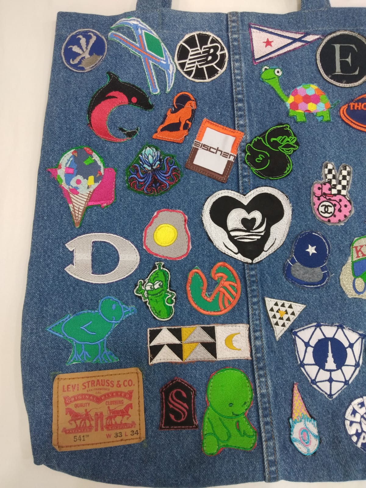 CV0118 Nachbearbeitung Levi's Multipatch Taschen - 20 Stück