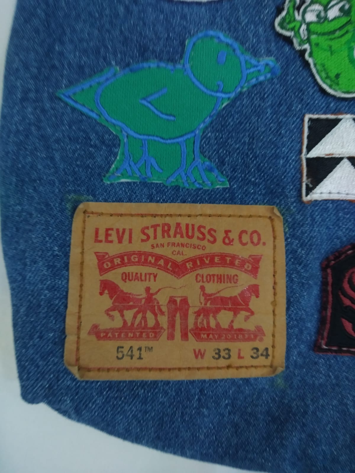 CV0118 Rework Levi's Multipatch Bags - 20 Pcs