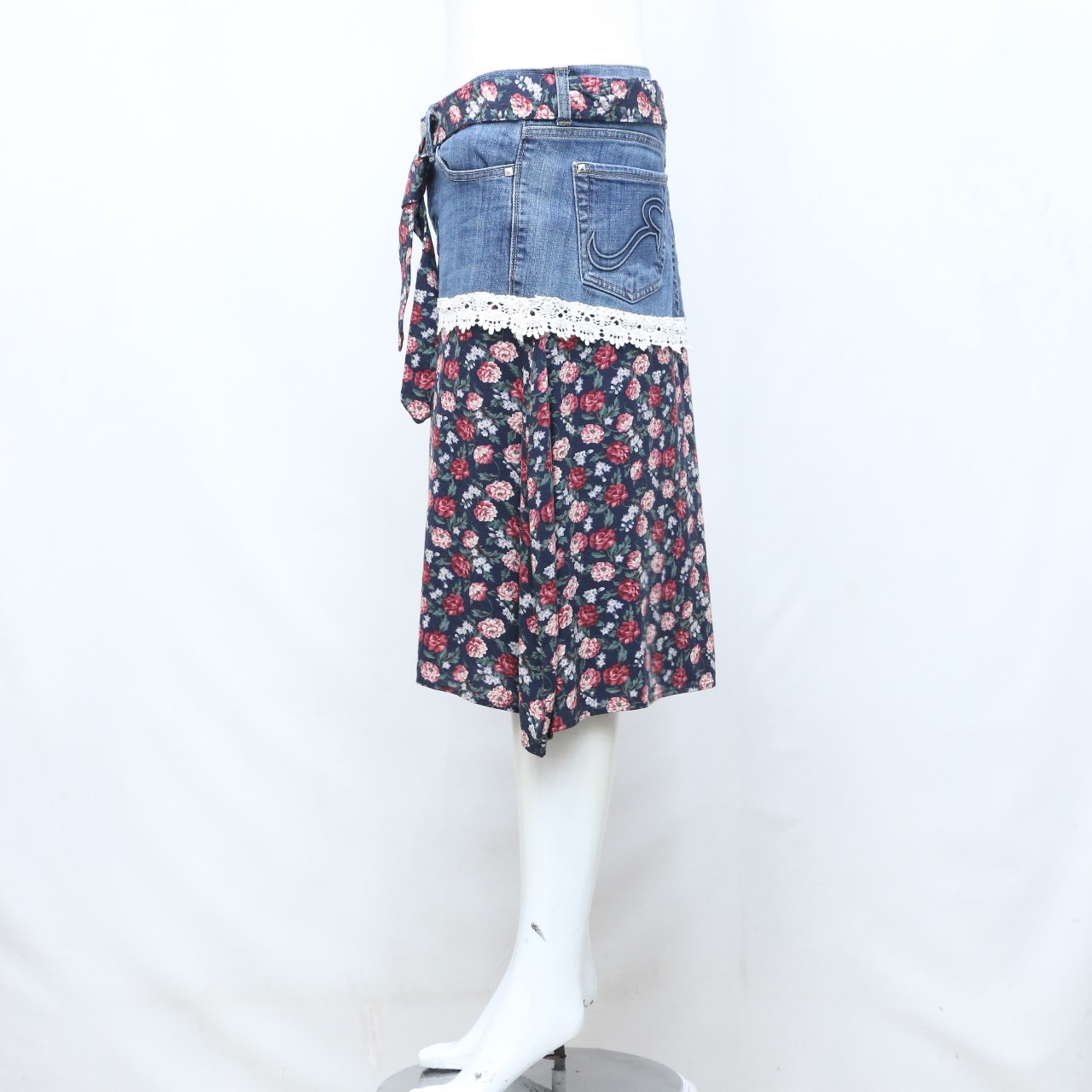 CV0124 Rework Denim Skirts With Polly Bottom - 20 Pcs