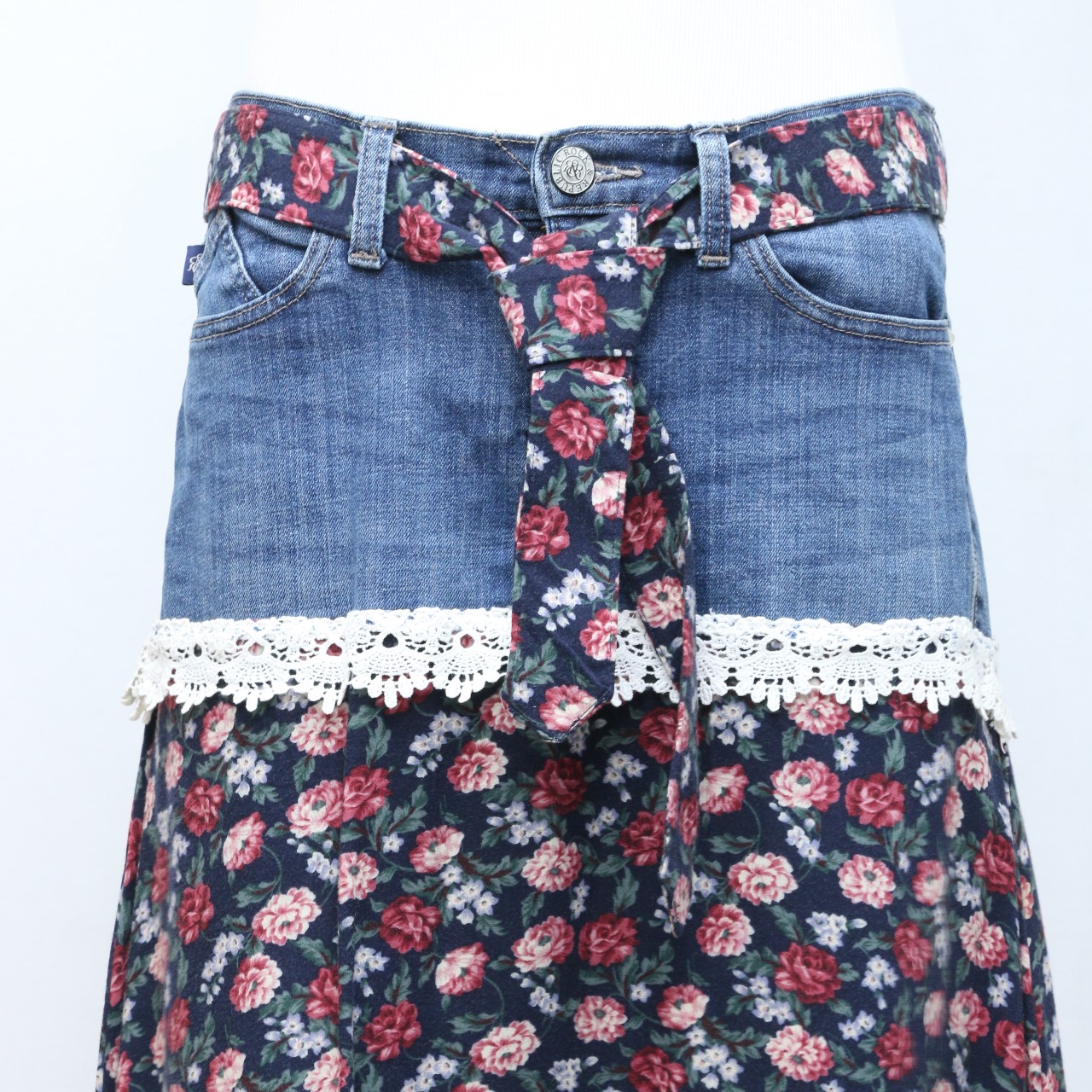 CV0124 Rework Denim Skirts With Polly Bottom - 20 Pcs