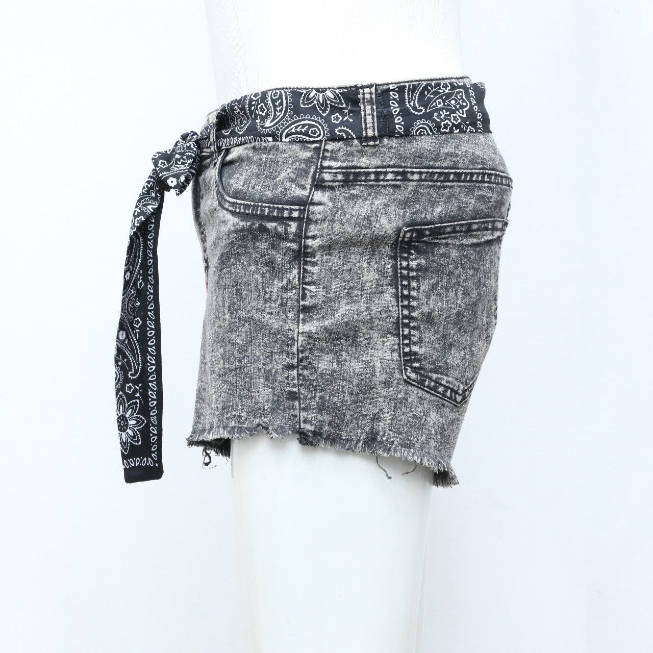 CV0127 Upcycled Ladies Bandana Patch Shorts - 20 Pcs