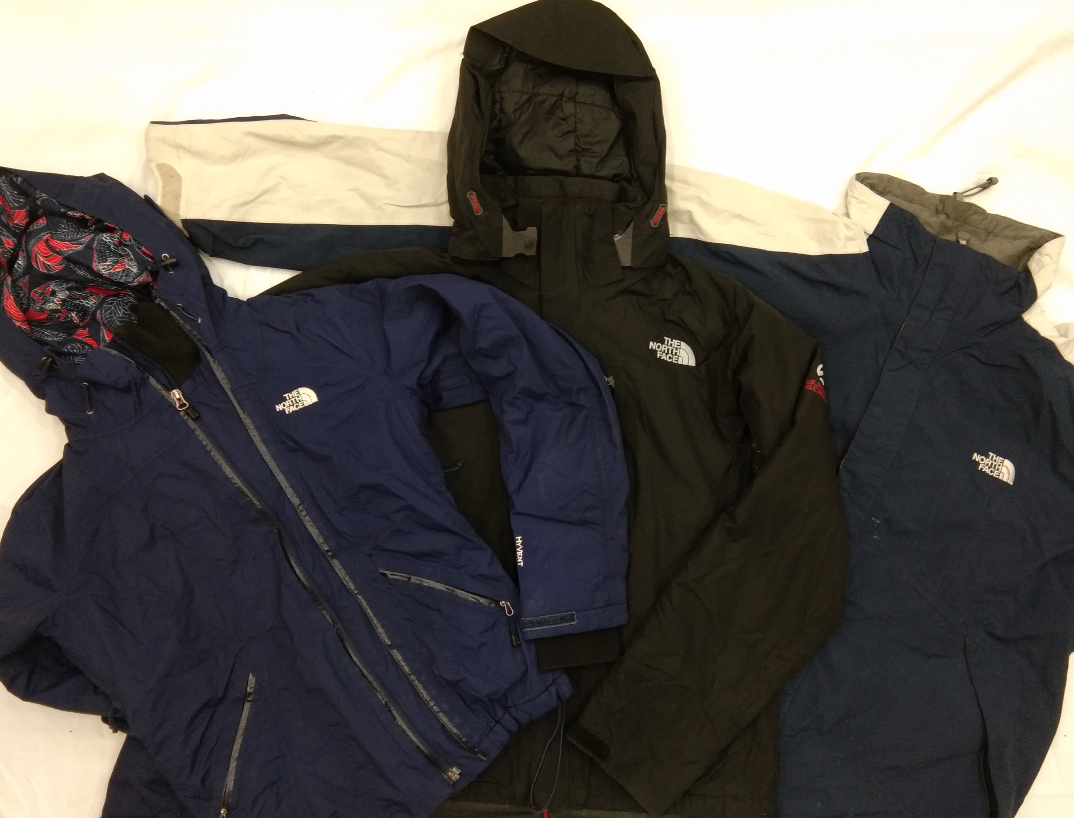 ZH0108 Die North Face Pufferjacken - 8 Stück