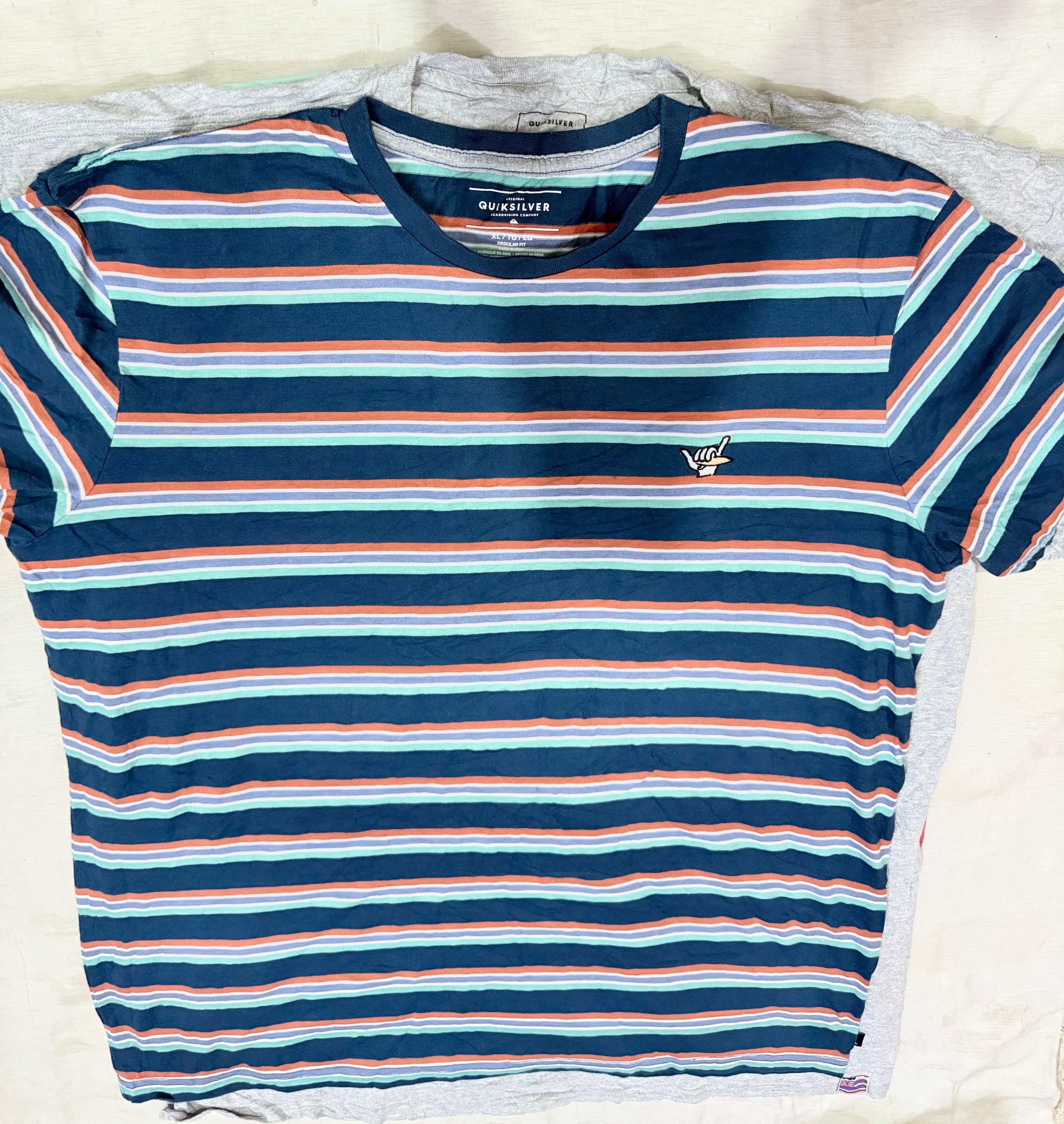 Quiksilver T shirts 13 pieces