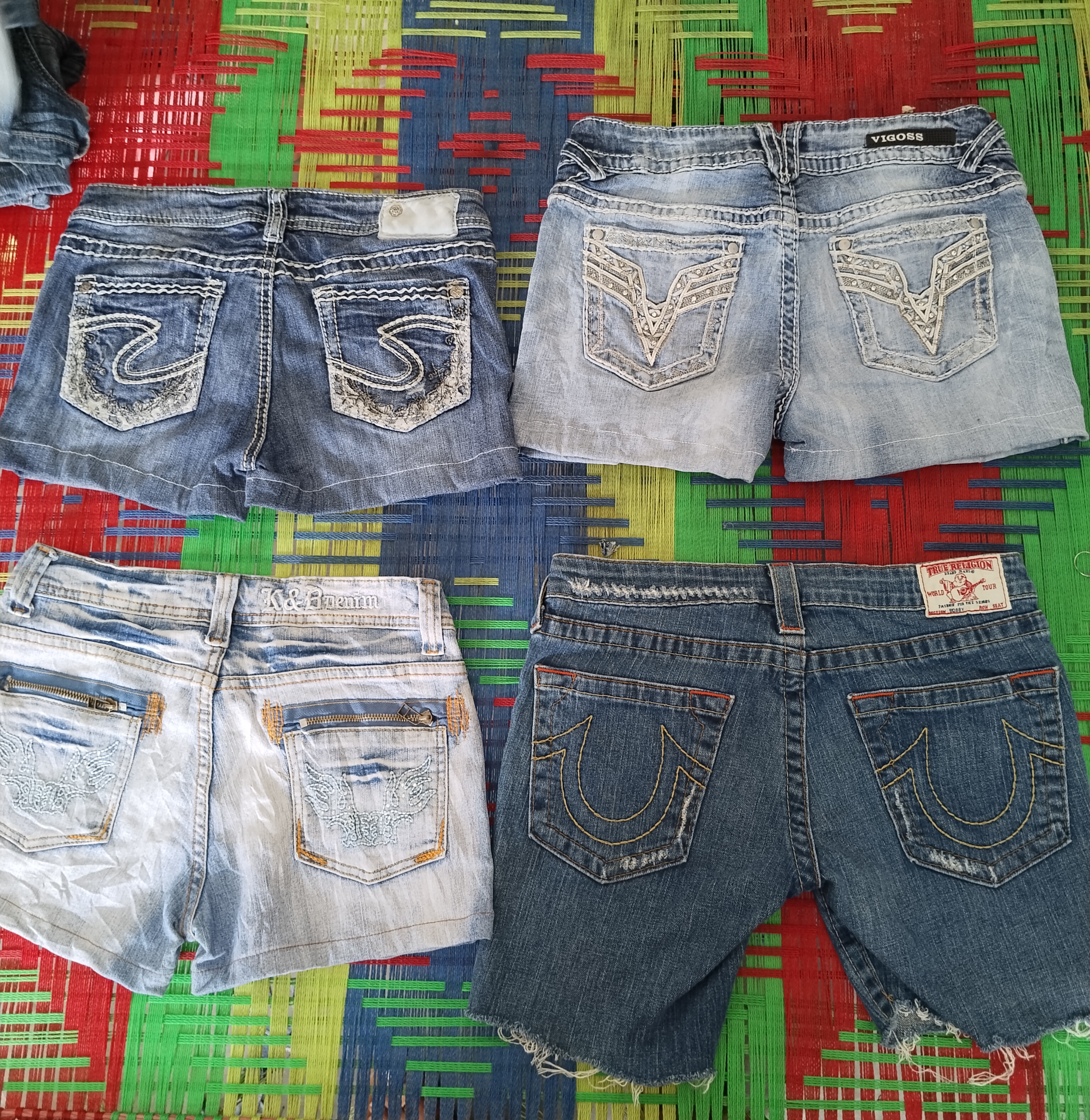 Ladies mini embroidery shorts