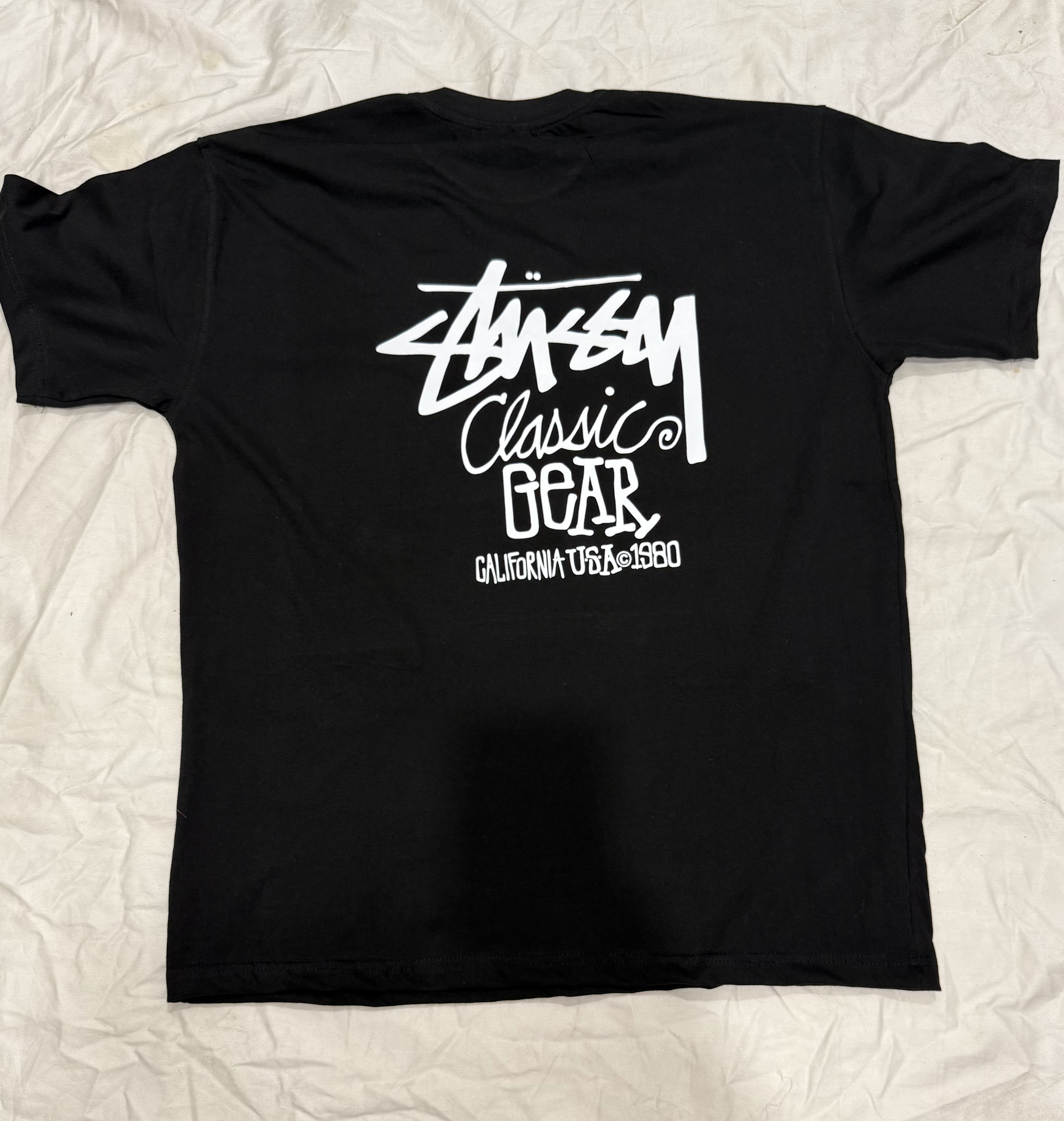 ストゥーシーリワークスタイルTシャツ