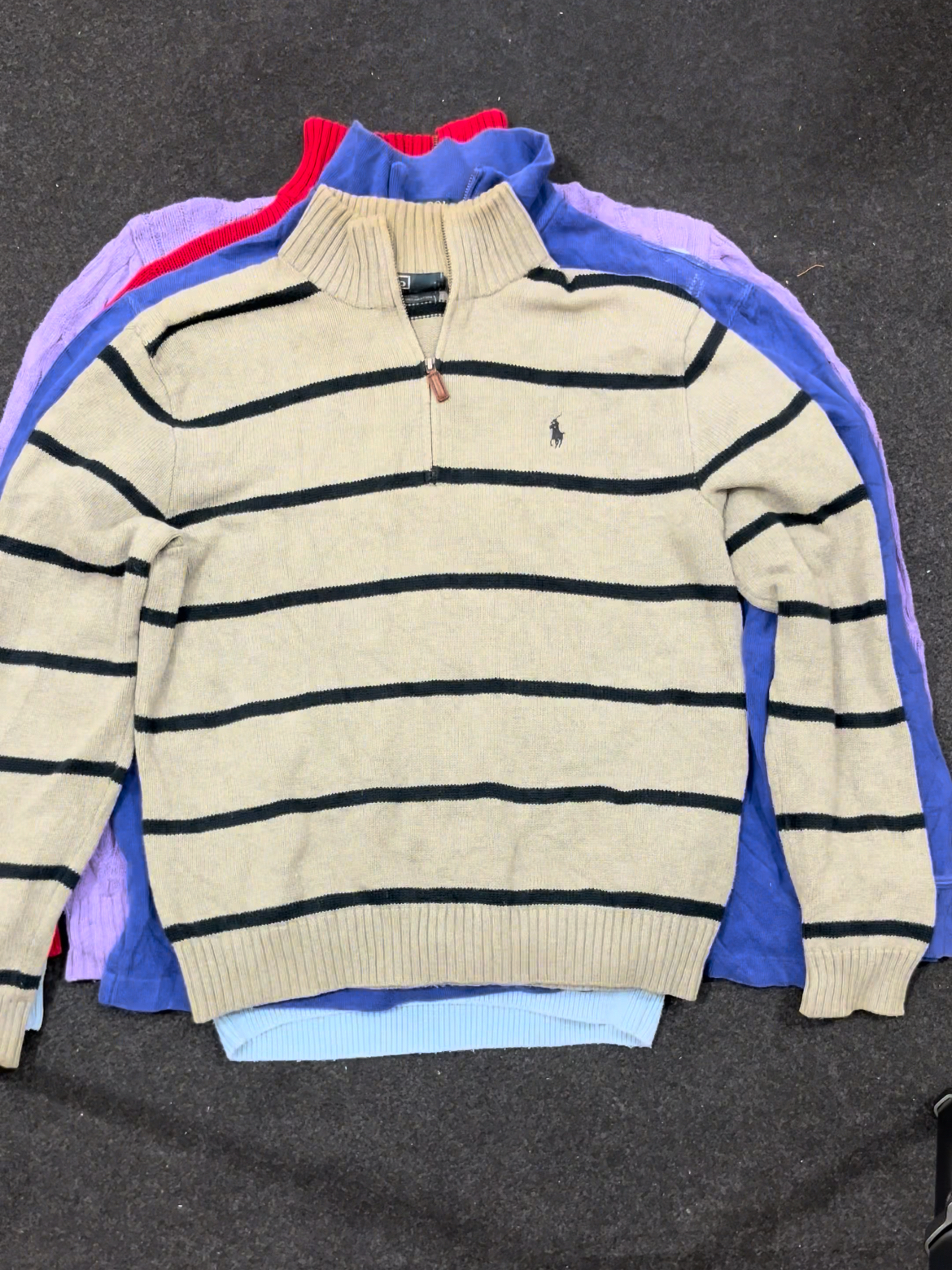 Ralph Lauren Pullover und Carhartt Shorts Bundle