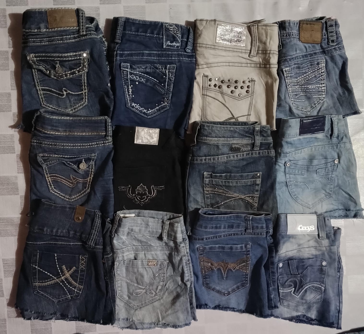 ALMOST FAMOUS, YMI JEANS AND OTHER MIX BRANDS MINI SKIRTS (ID 1093)
