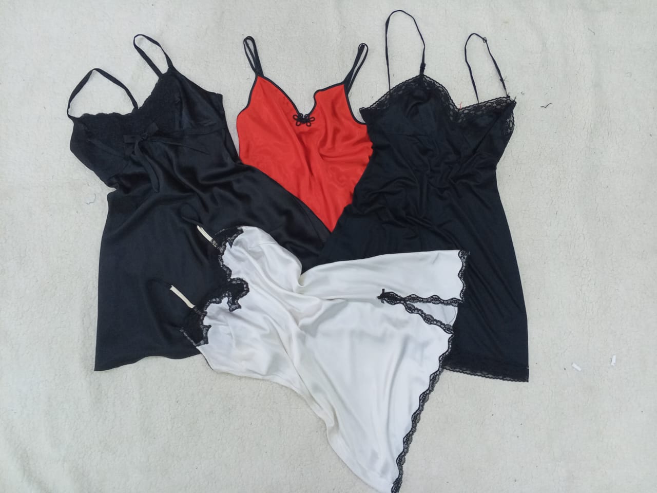 IQ0121 Y2k Abiti da notte Lovely slip - 12 pezzi