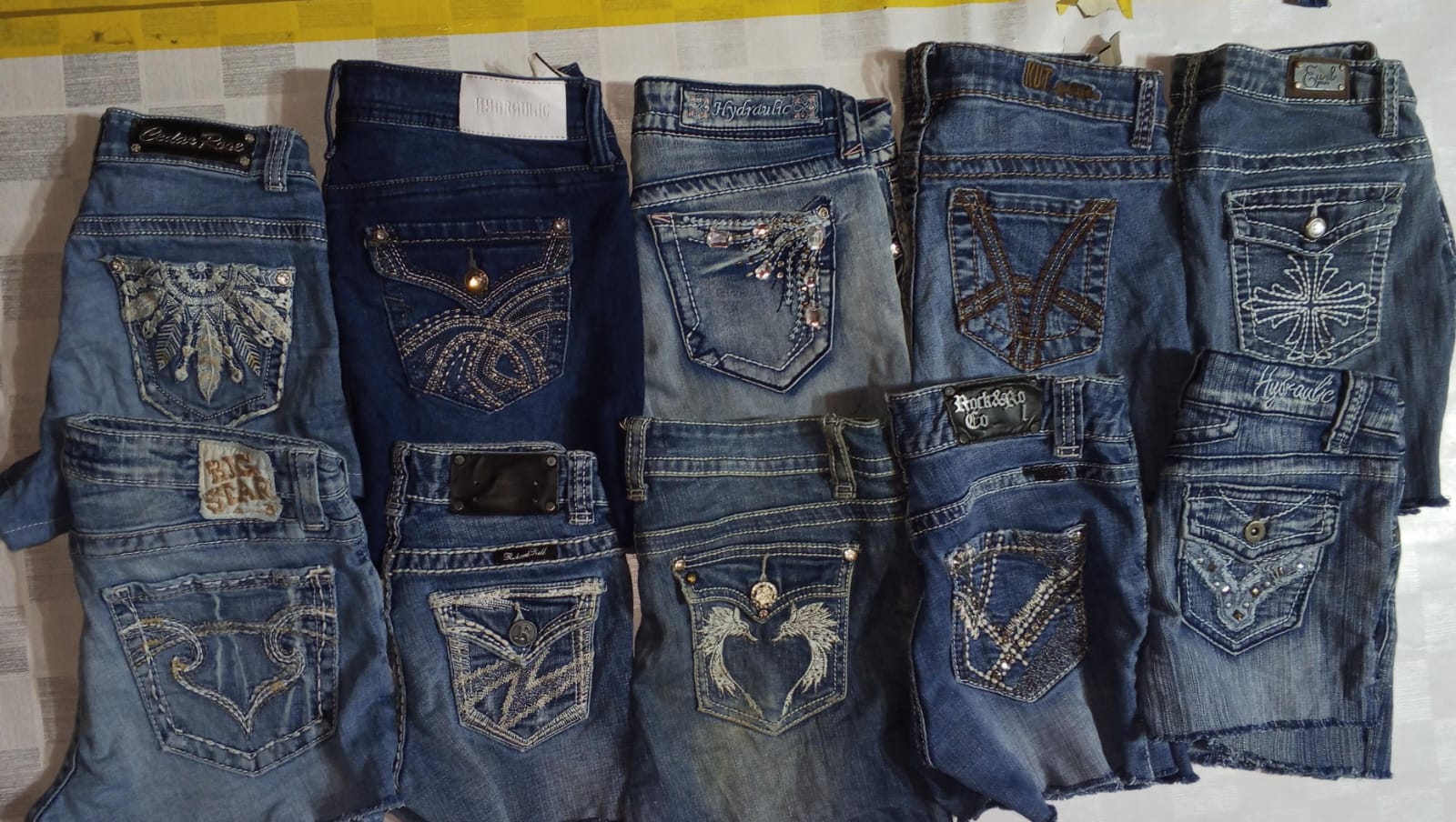 HYDRAULIC, EARL JEANS AND OTHER MIX BRANDS MINI SHORTS (ID 1103)