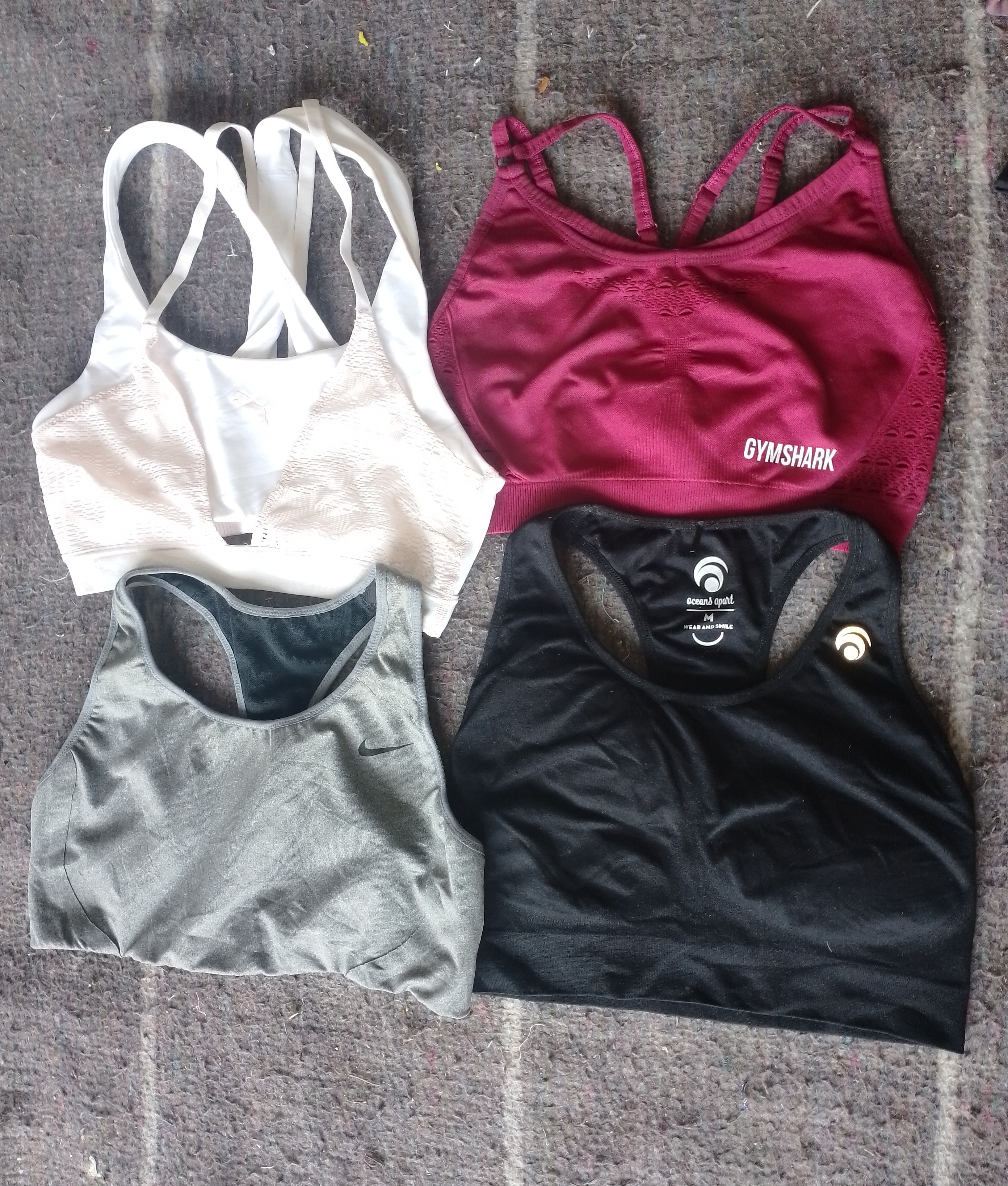 Reggiseni attivi di marca 15 pezzi