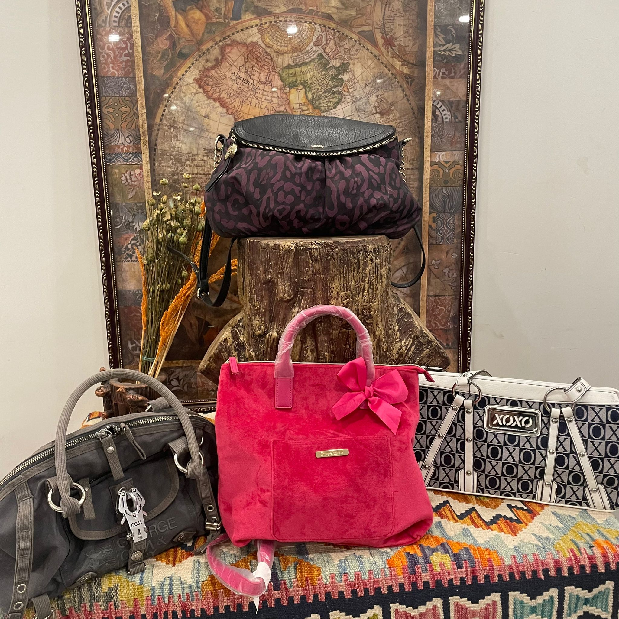 Premium Brands HandBags Bundle. GG&L, DKNY, Juicy C, Guess and XOXO