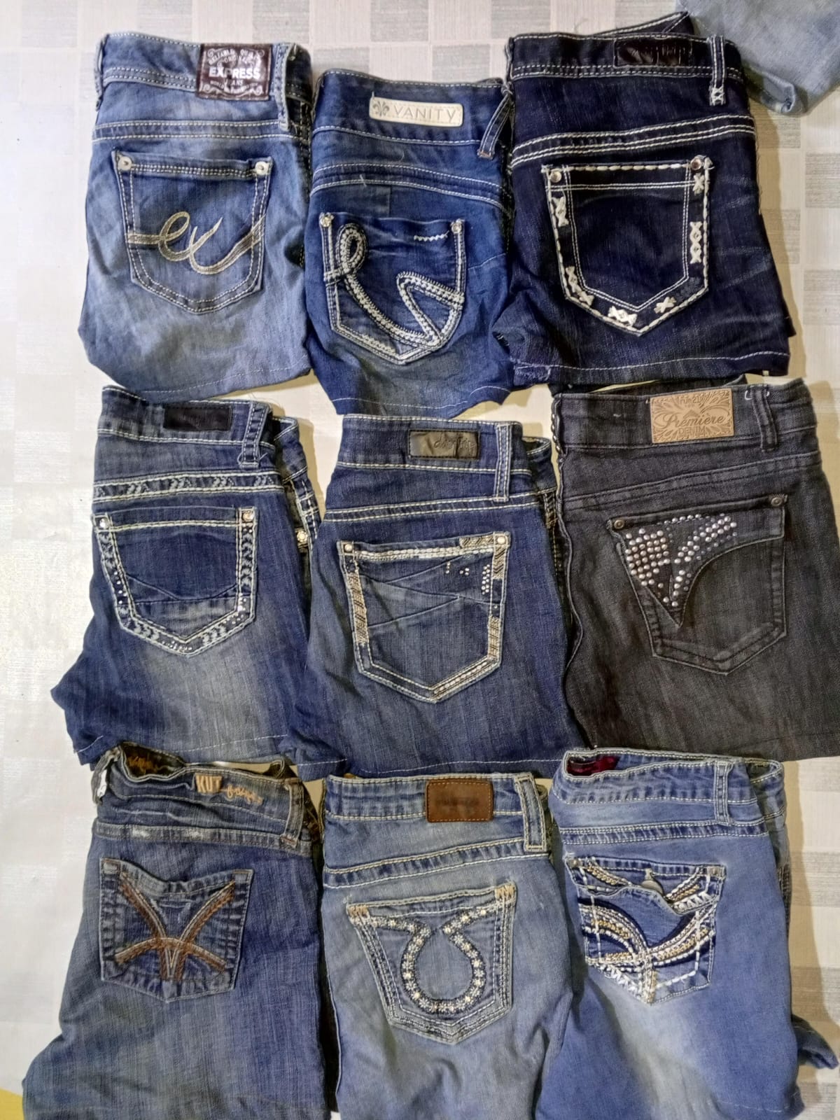 NO BOUNDARIES AND OTHER BRAND MINI SHORTS (MR602)