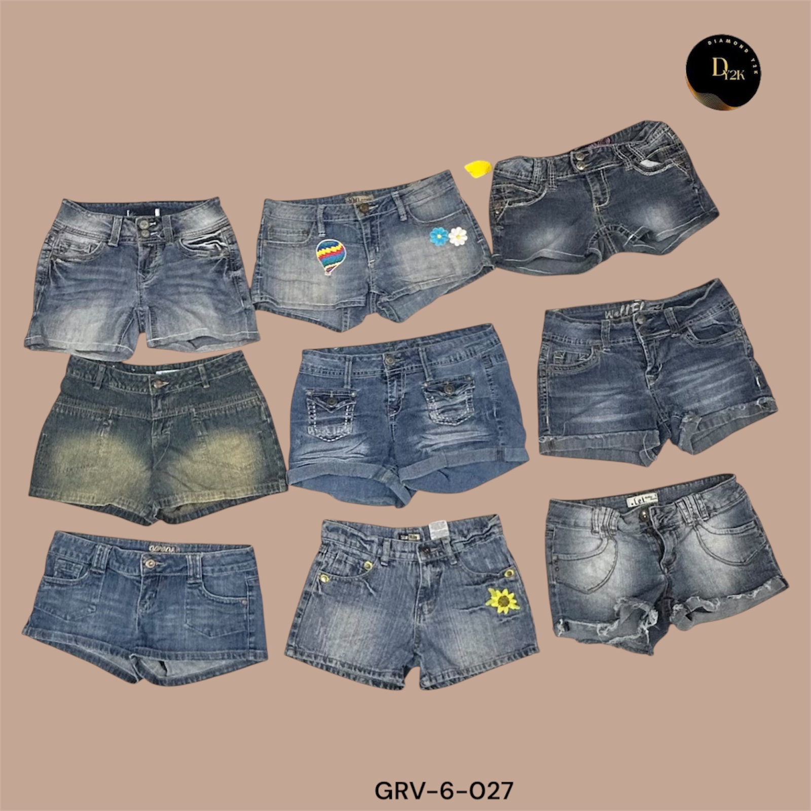 Authentic Y2K Denim Mini Shorts – 2000s Revival (GRV-6-027)