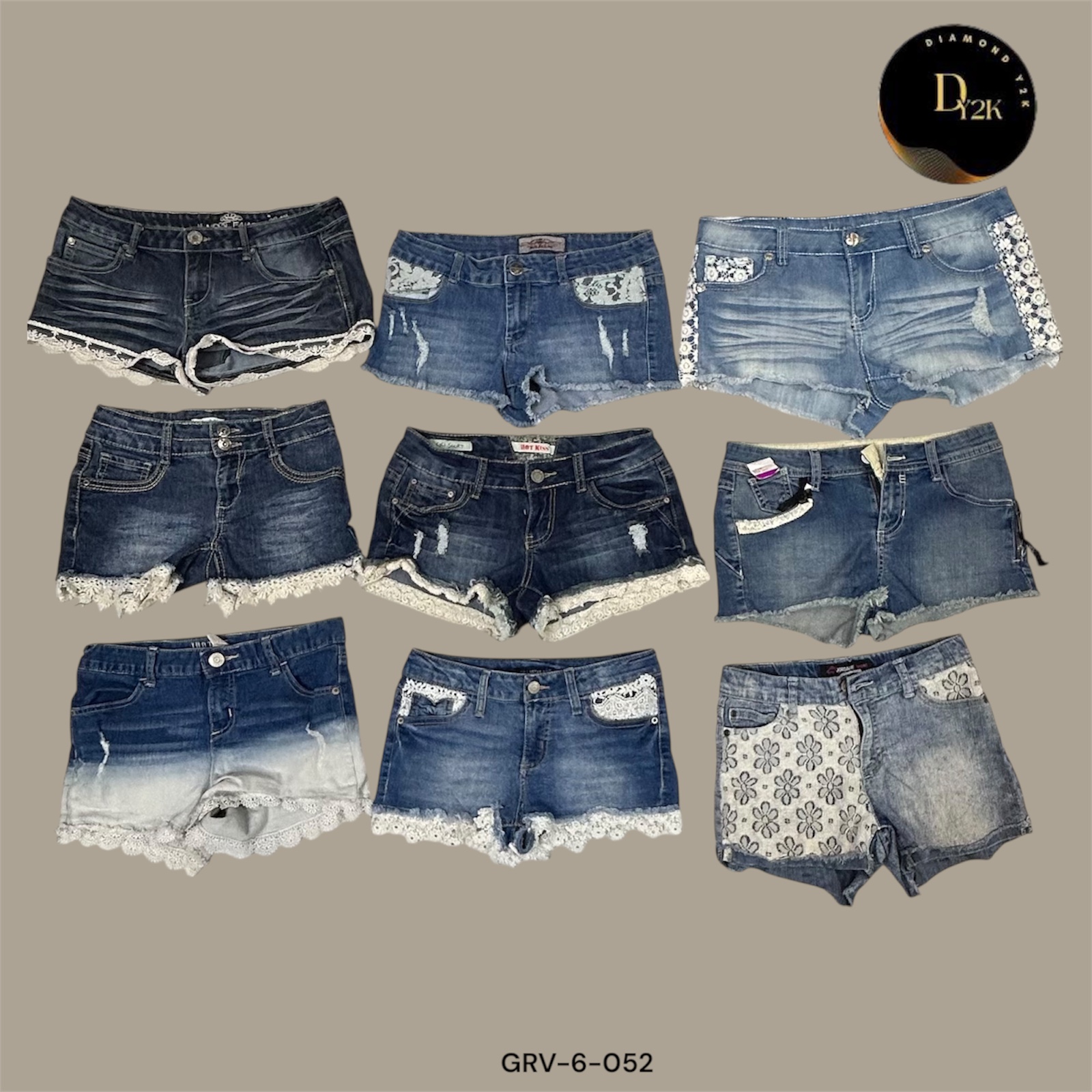 Y2K Mini Shorts en Jean Distressés – Cool Rétro (GRV-6-052)