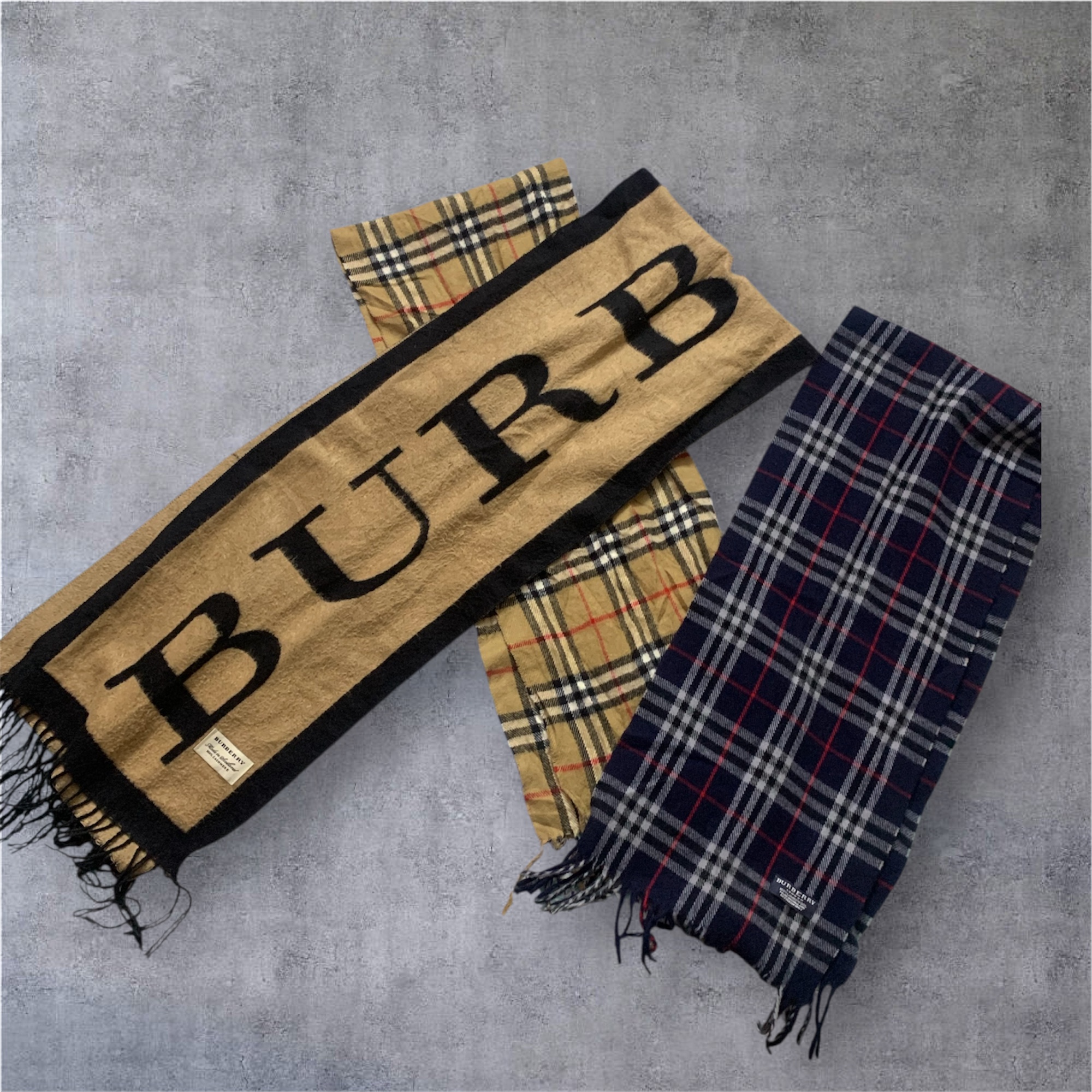 Burberry scarve