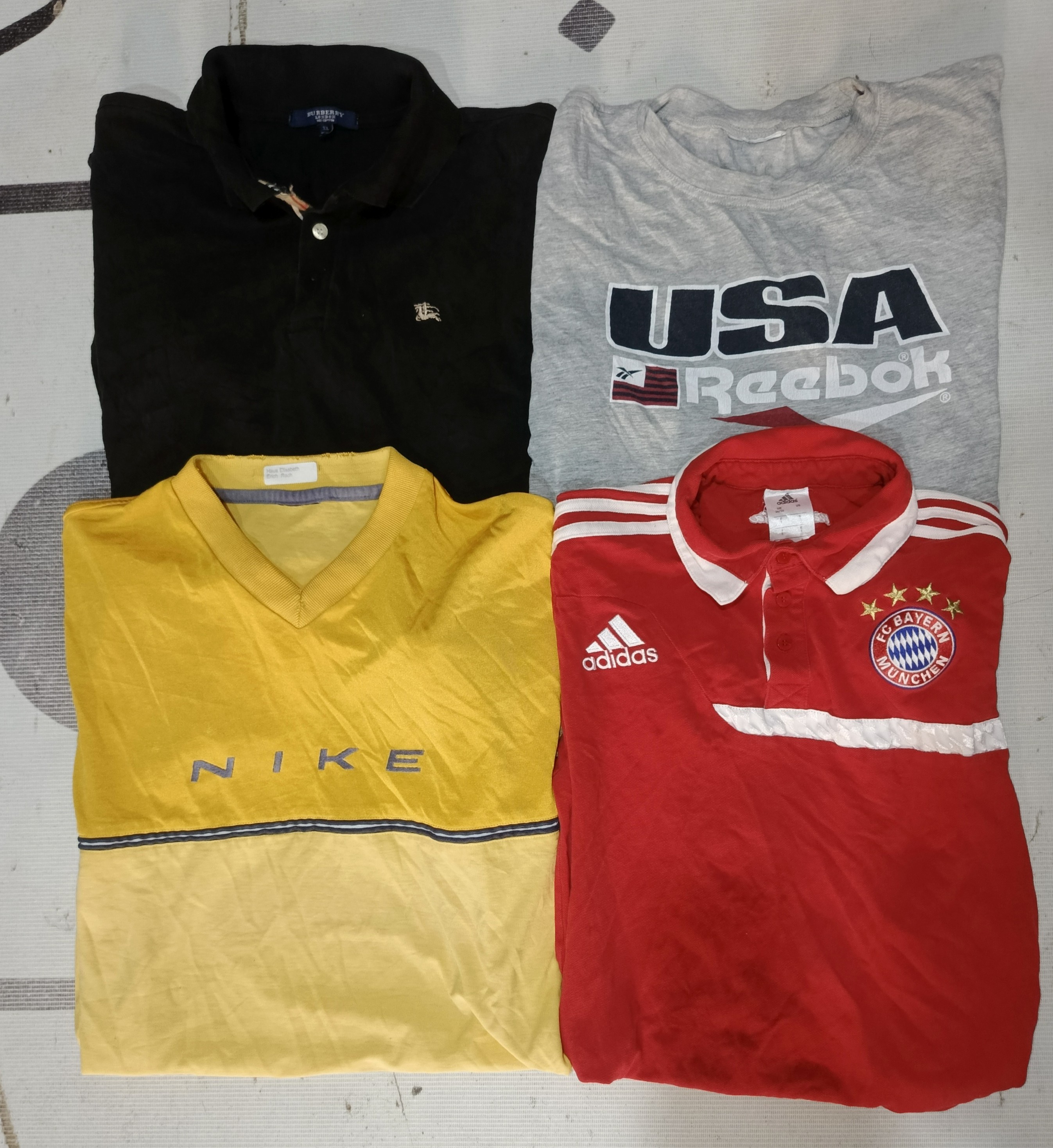 バーバリーとブランドTシャツ