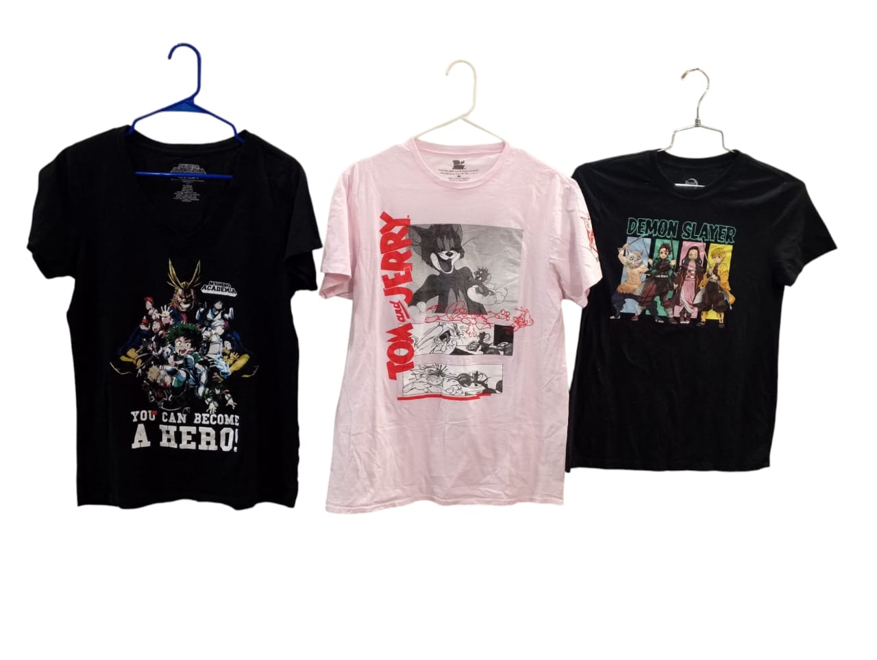 T-shirts avec des dessins animés
