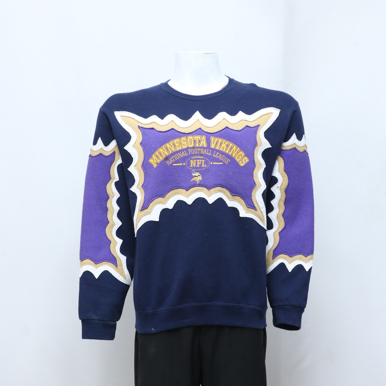 CR-60 Upcycled Mix Branded Unique Patchwork Sweatshirt