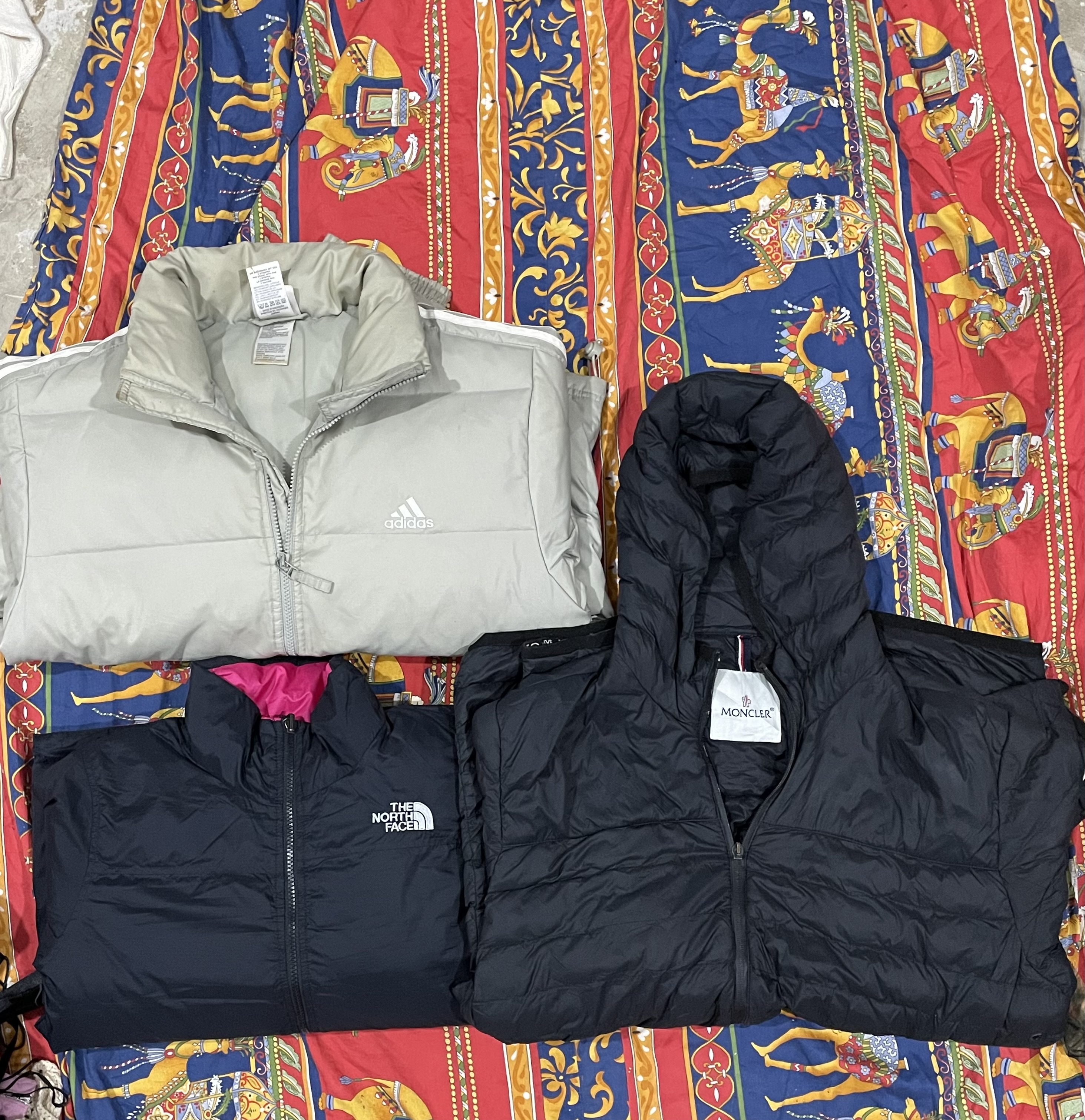 Moncler jacket puffer premium luxury