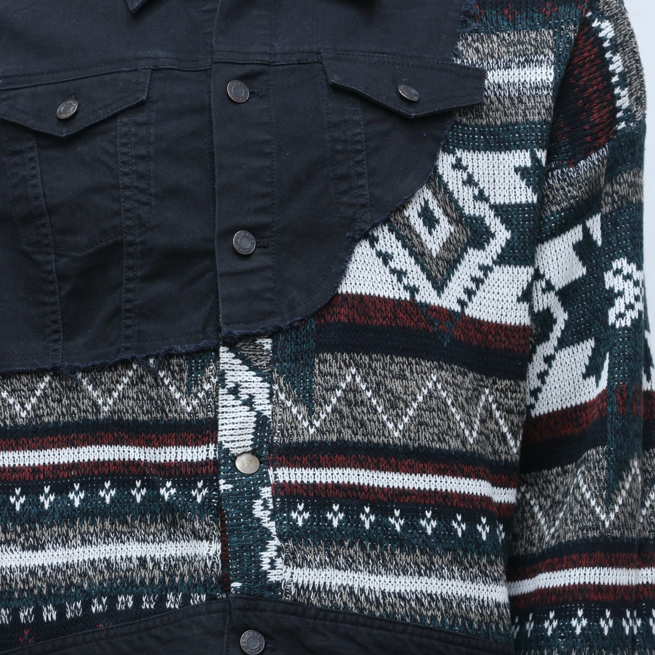 CR-77 Giacca in Denim con Patches di Maglione Riciclato