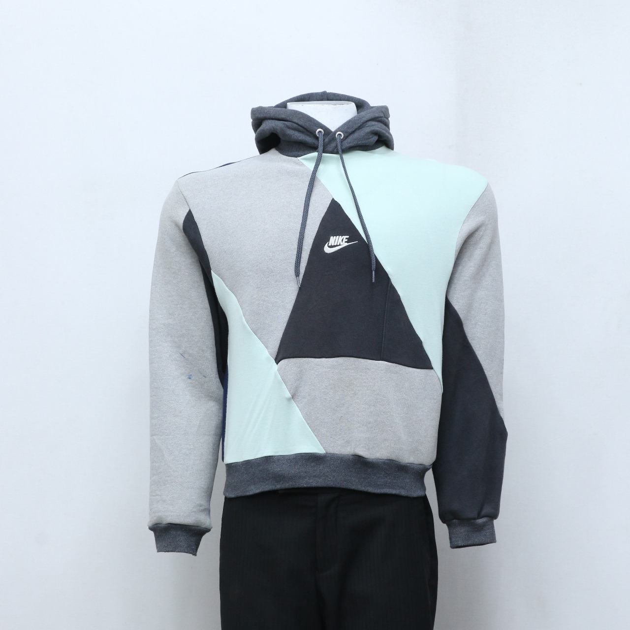 CR-78 Upcycled Mix Marken Patchwork Hoodies