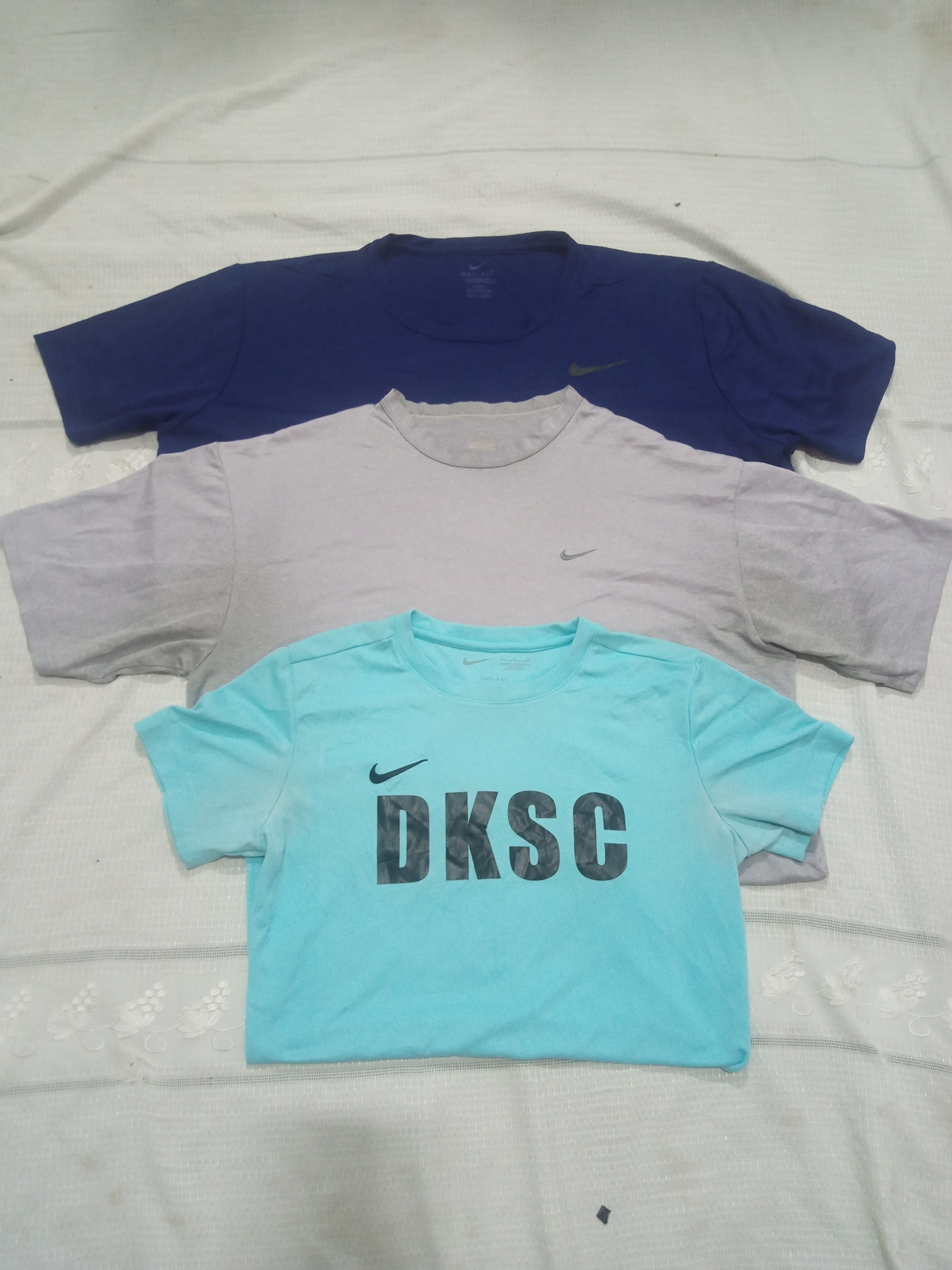 mens nike t shirts