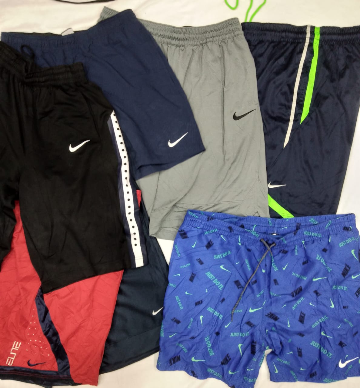 ZH0120 Nike Sport Shorts - 20 Stück
