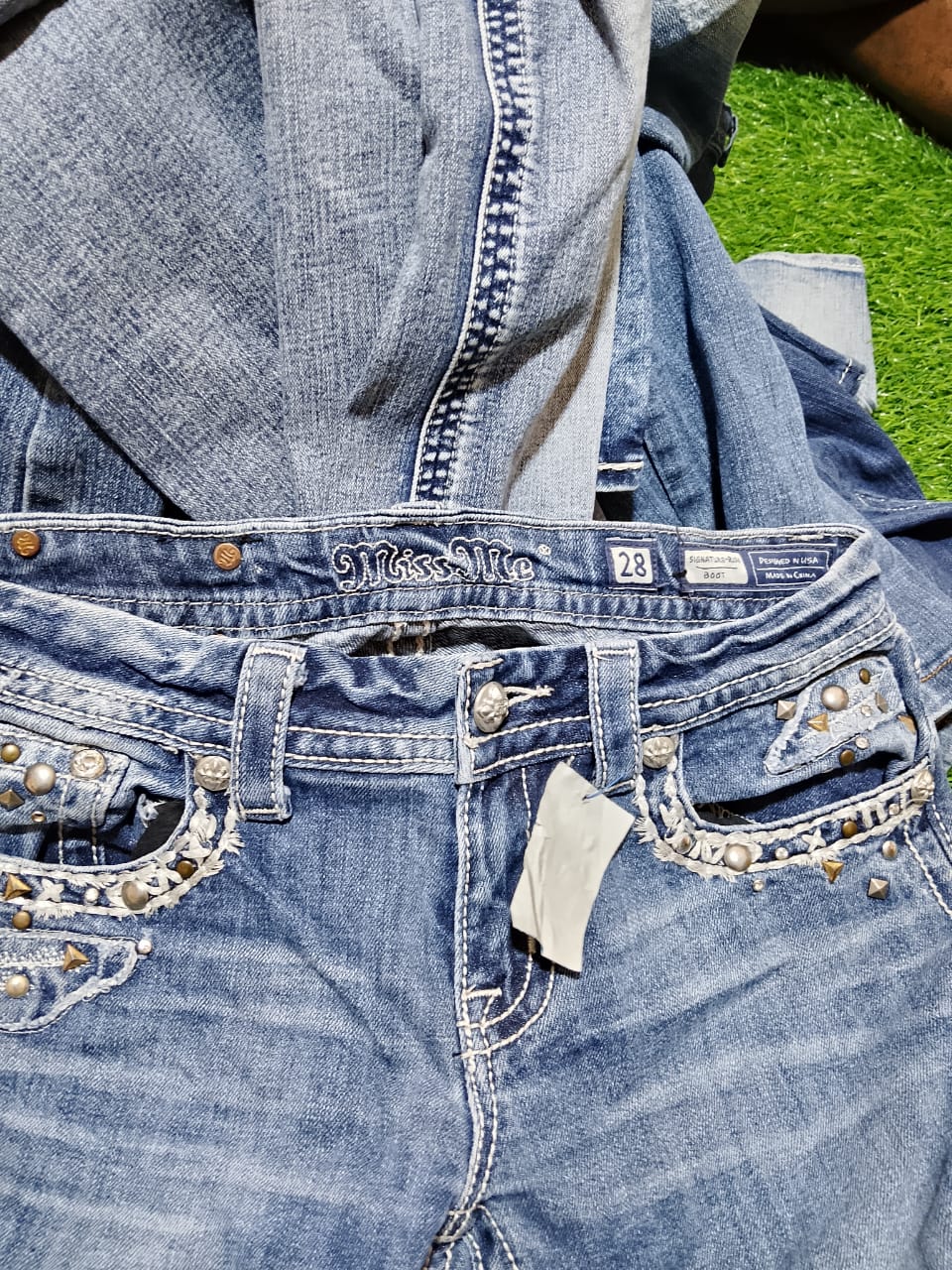 Miss me and mix jeans