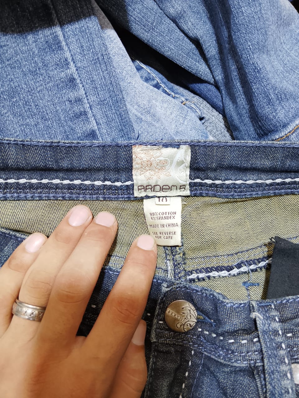 Miss me and mix jeans
