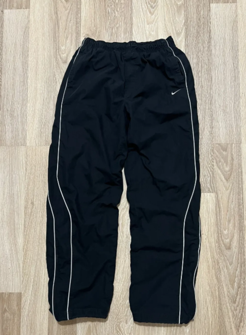 ヴィンテージ Nike トラックパンツ