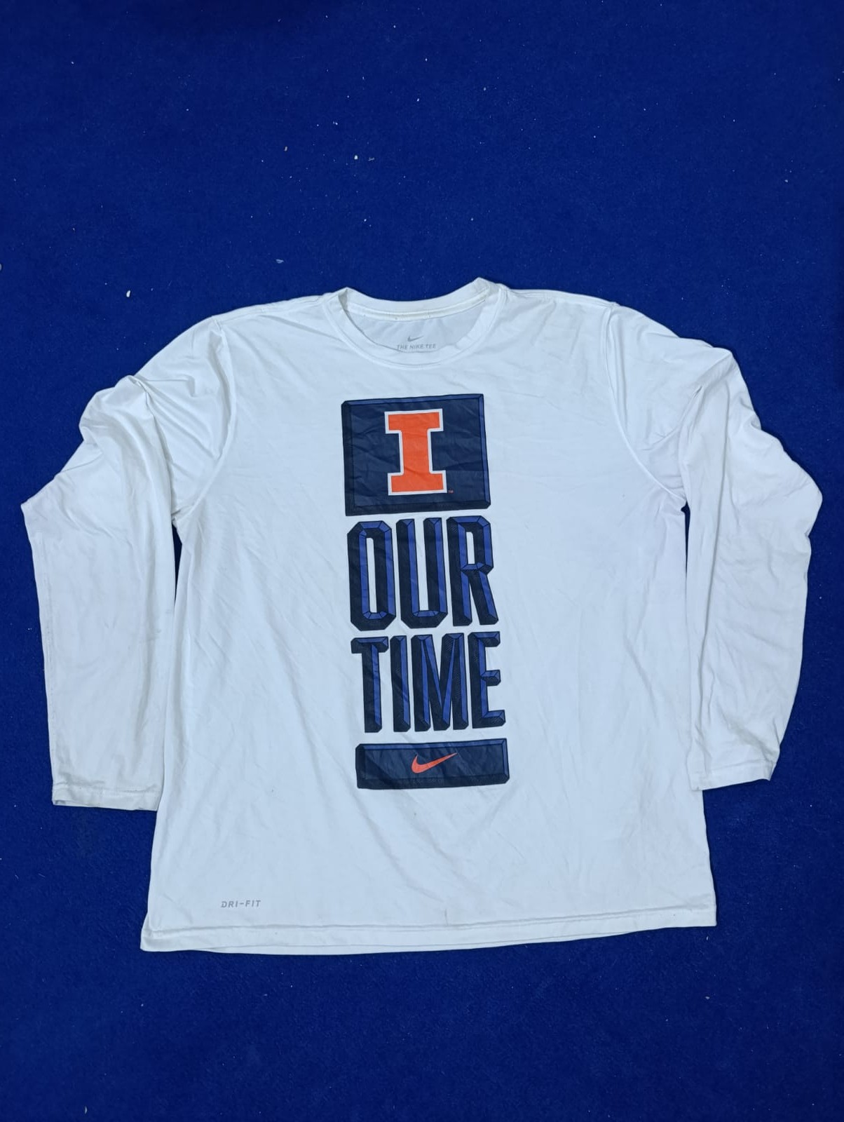 T-shirt à manches longues Nike – Propre et élégant | Coupe unisexe