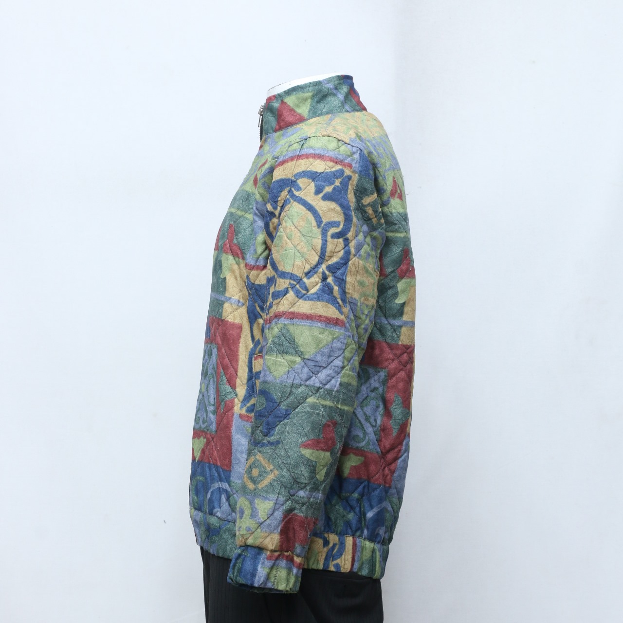 CR-126 Upcycled Unisex Quilted Cozy Zipper Jackets