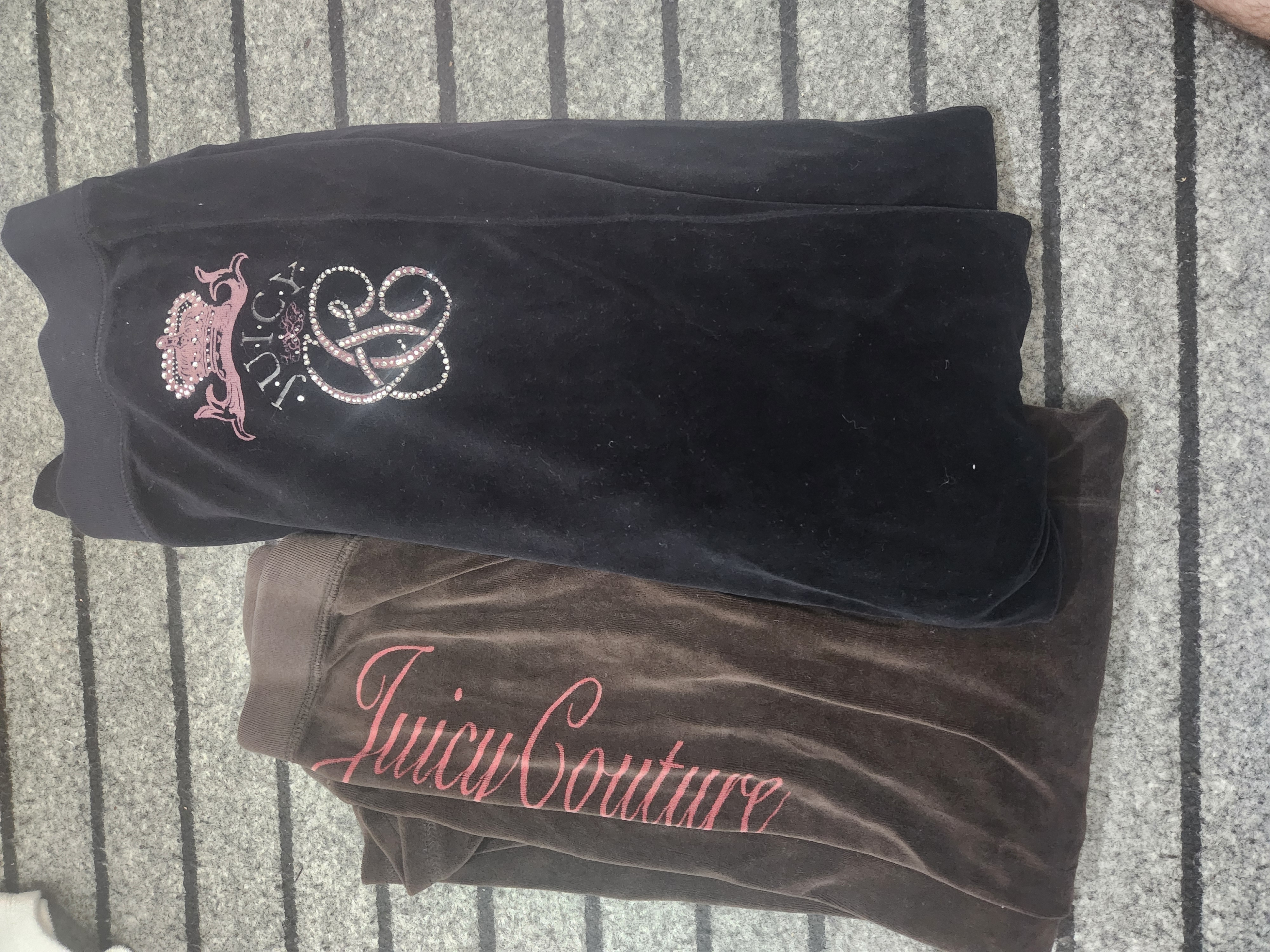 ジューシー・クチュールのパンツ