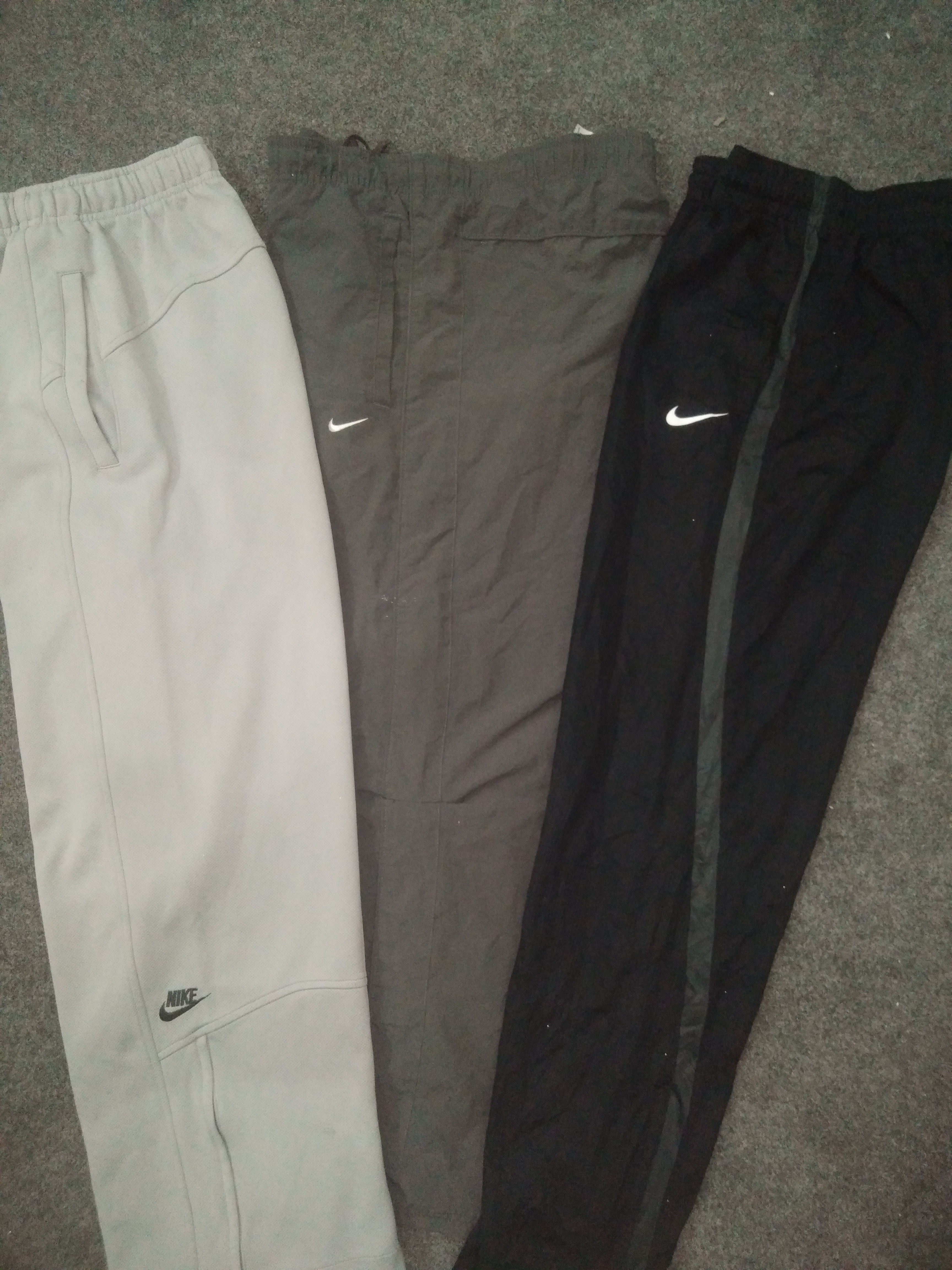 Klassische Nike Trainingshose