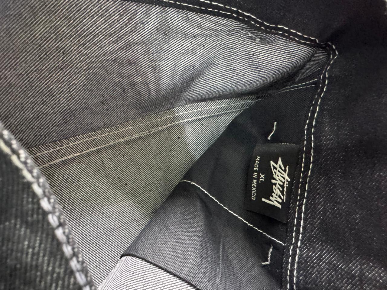 Shorts de Denim Preto Rework Style Stussy