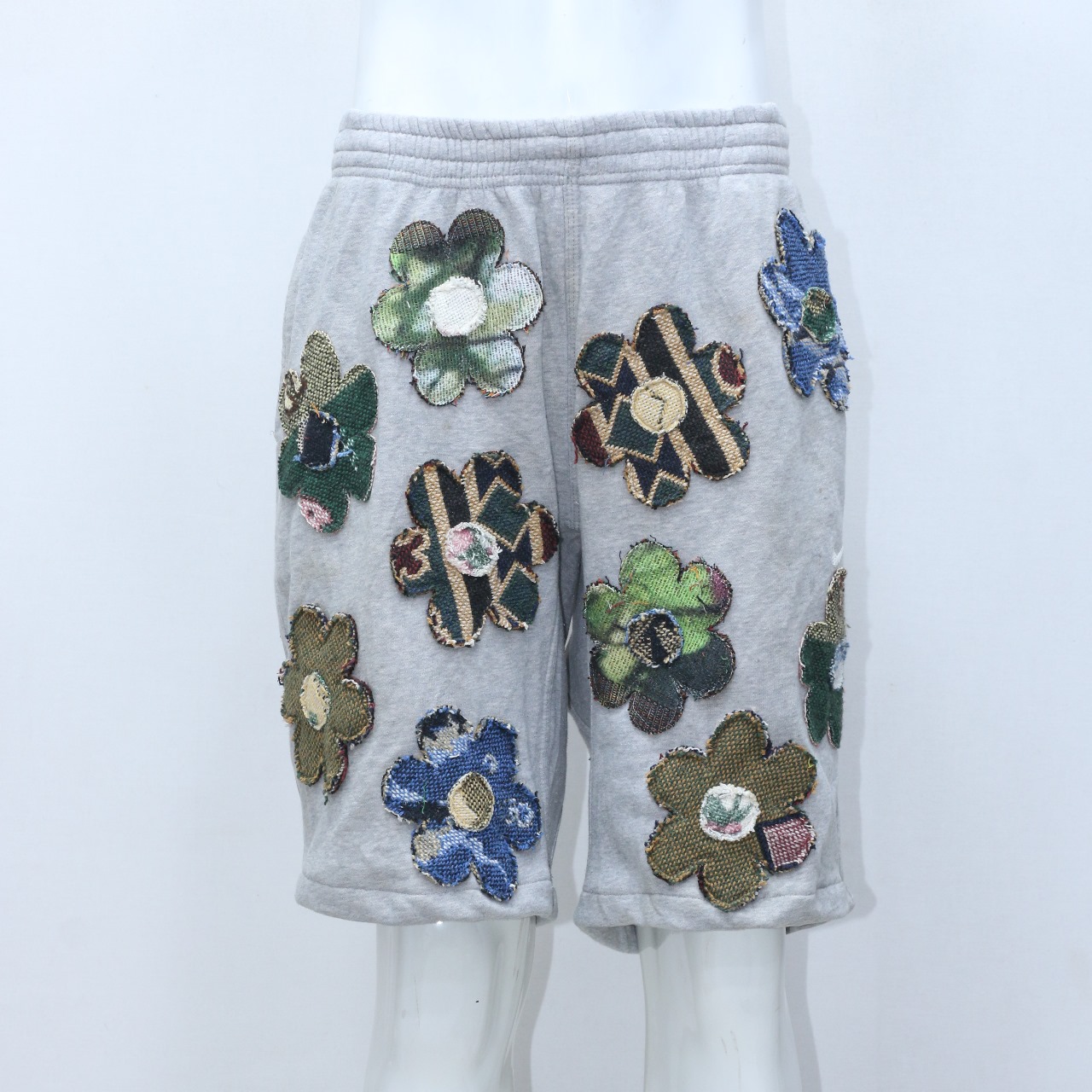 CR-163 Reworked Mix Branded Shorts with Flower Pattern Tapestry Patch