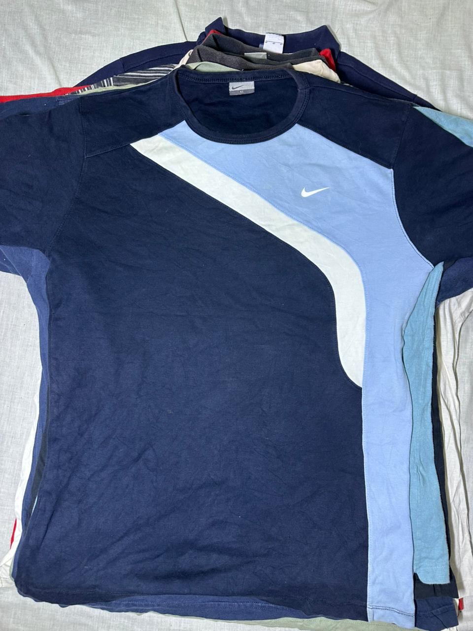 オーセンティック ナイキ Tシャツ ヴィンテージ
