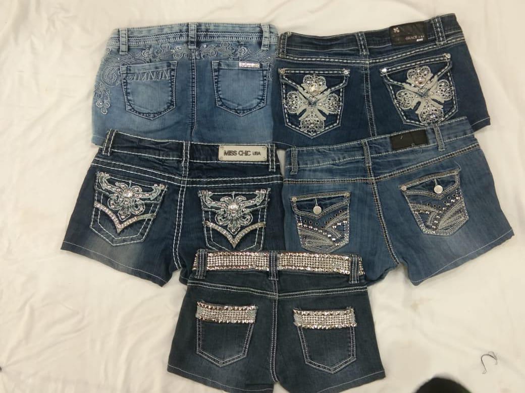 IQ0199 Y2k Embellished Mini Shorts
- 10 Pieces