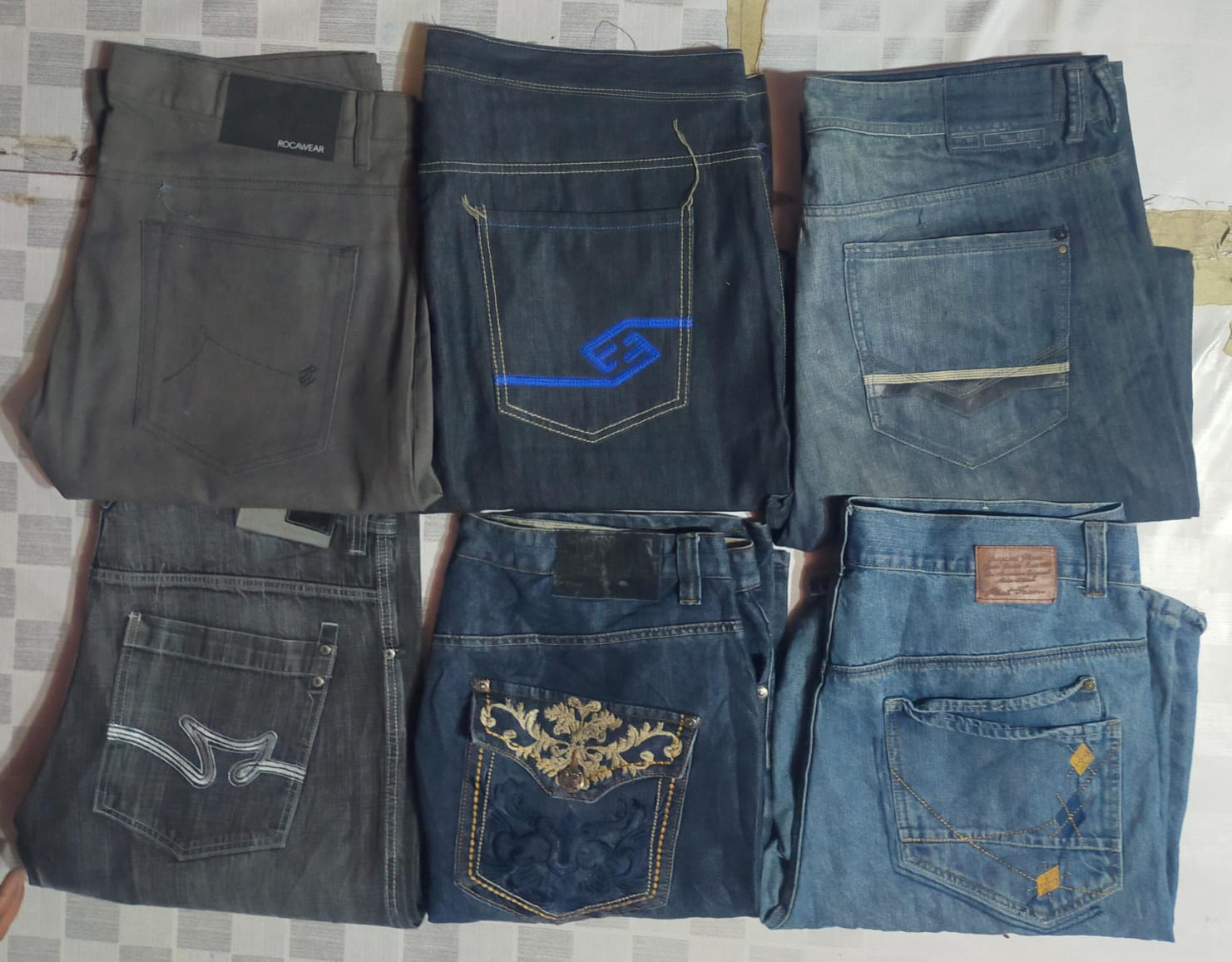 SEAN JOHN, ROCAWEAR AND OTHER MIX BRANDS JEANS AND SHORTS (ID 1048)