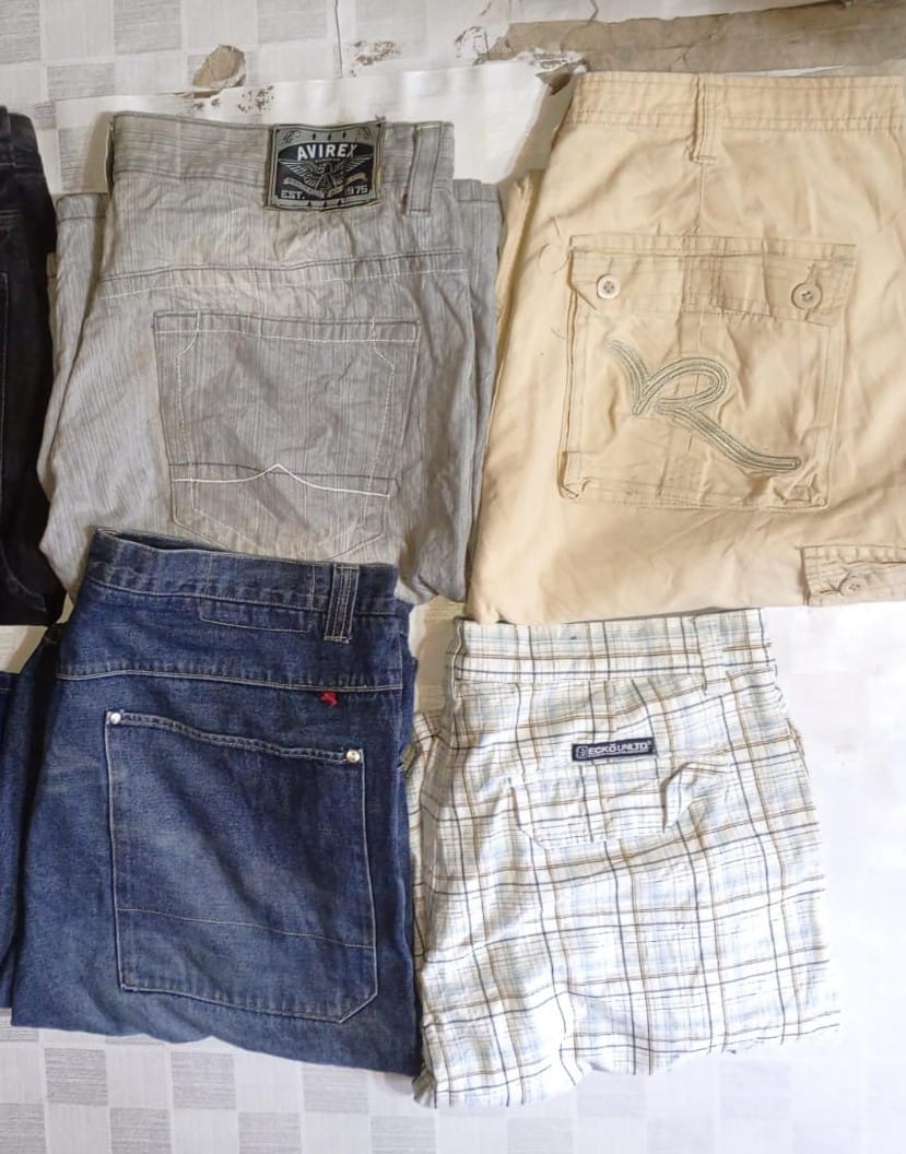 ROCKAWEAR AND OTHER MIX BRANDS SHORTS (ID 1051)