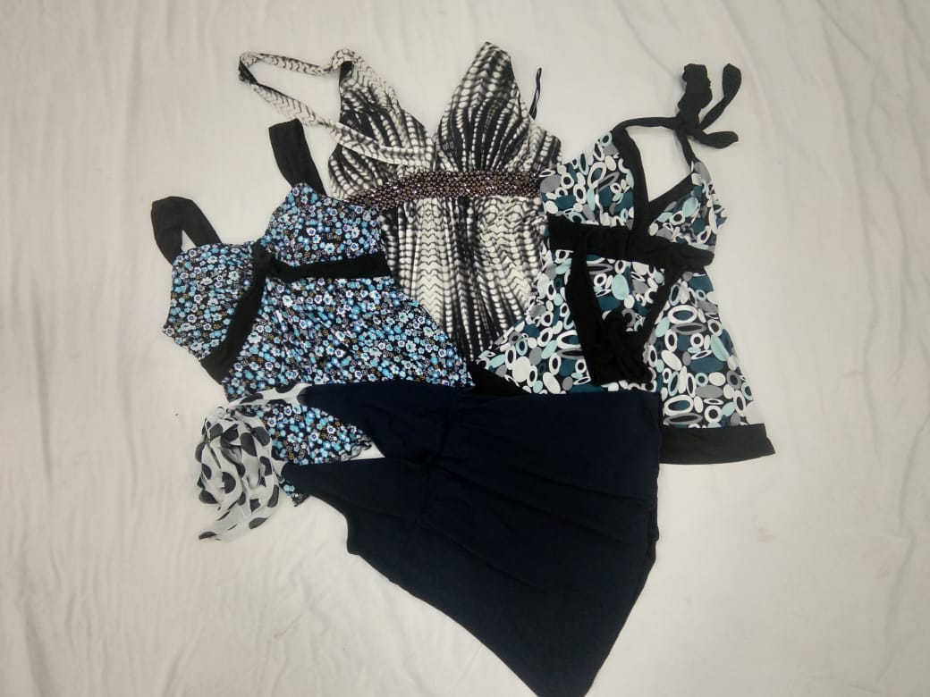 IQ0216 Y2K Throwback Style Cami Tops -
08 pieces