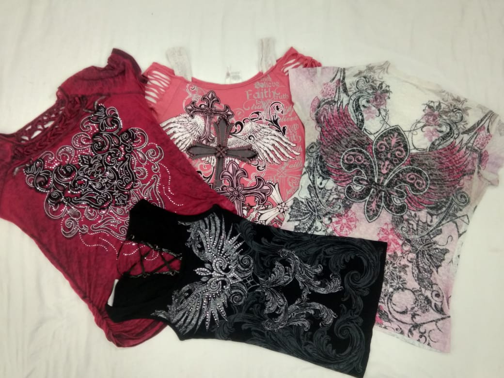 IQ0221 Y2K Pixel Style Baby Tees
- 15 Pieces