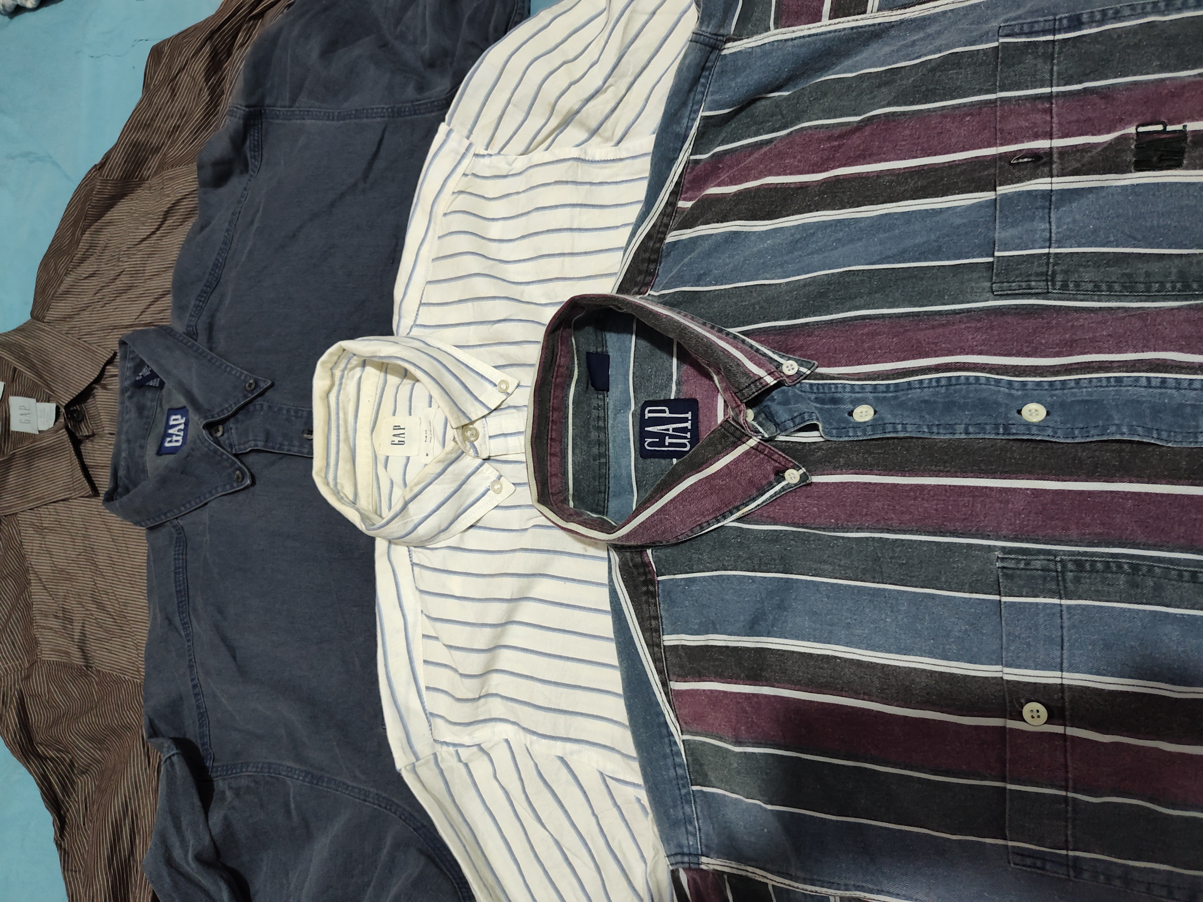 #02 Gap men shirts 14 pecs