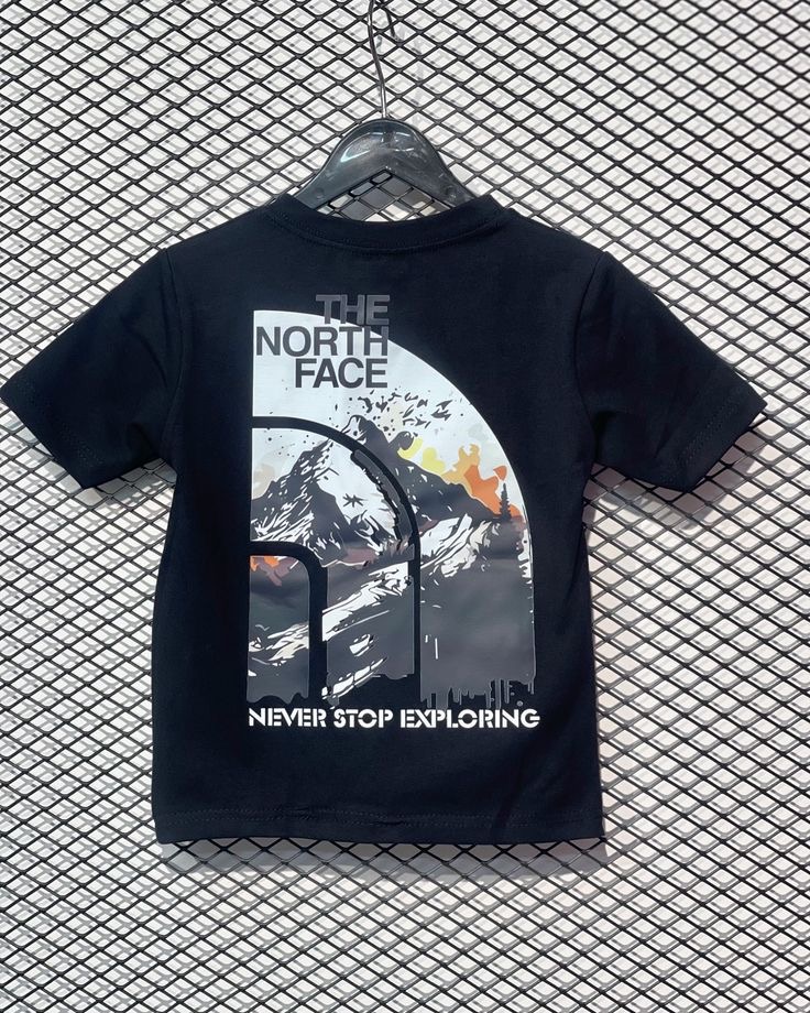 Les t-shirts The North Face